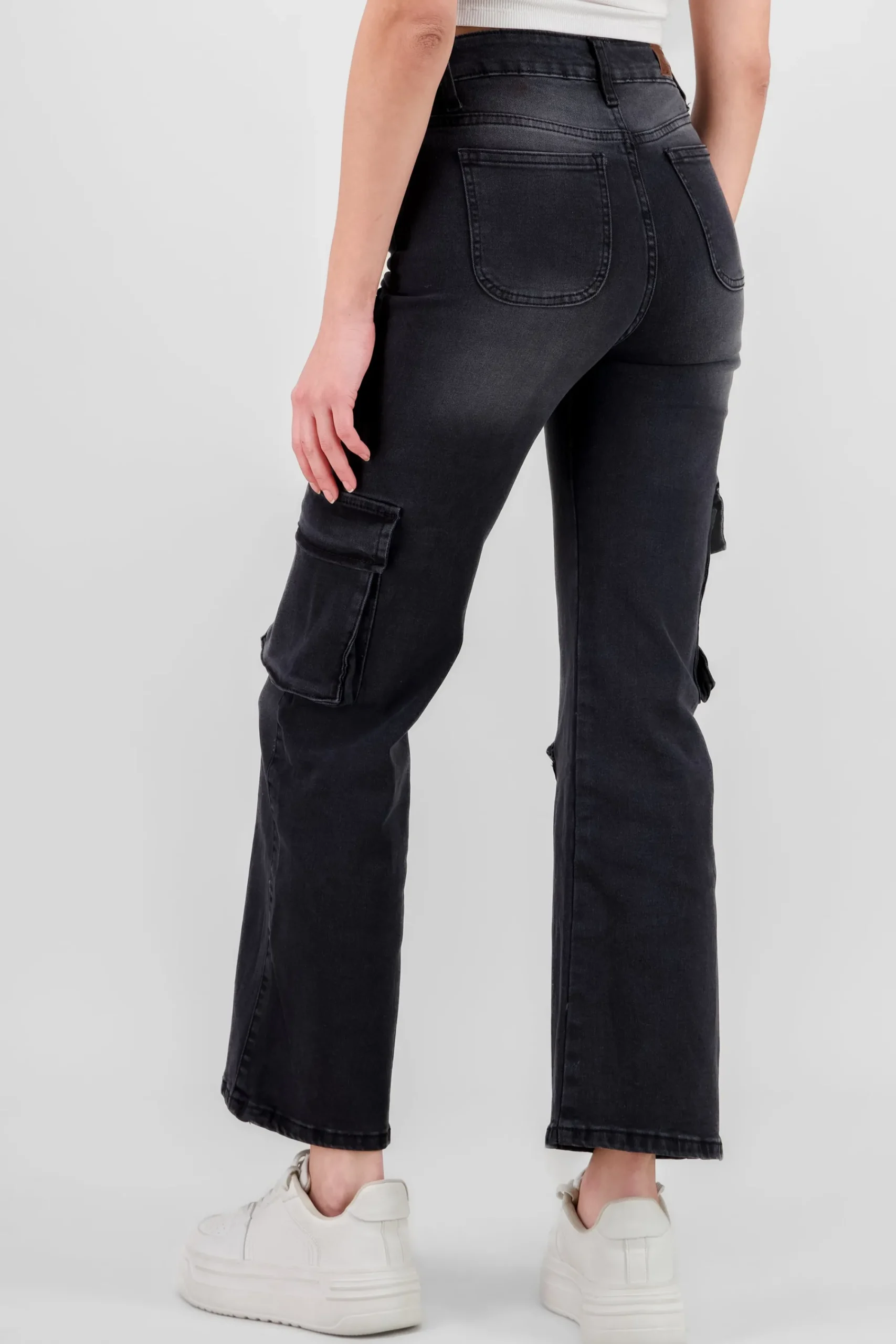 Shasa Asymetric Pockets Cargo Jeans