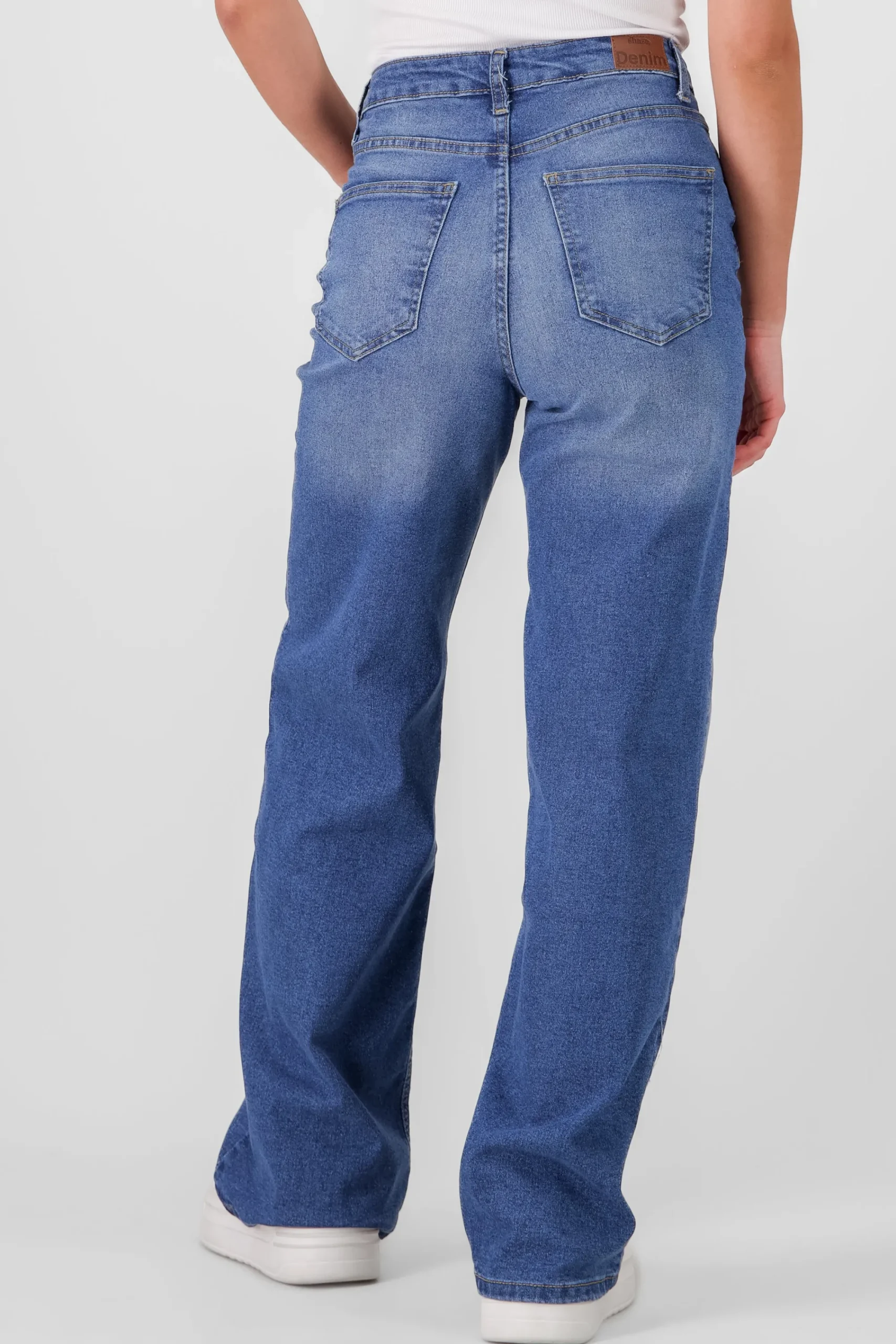 Shasa Basic Wide Leg Jeans