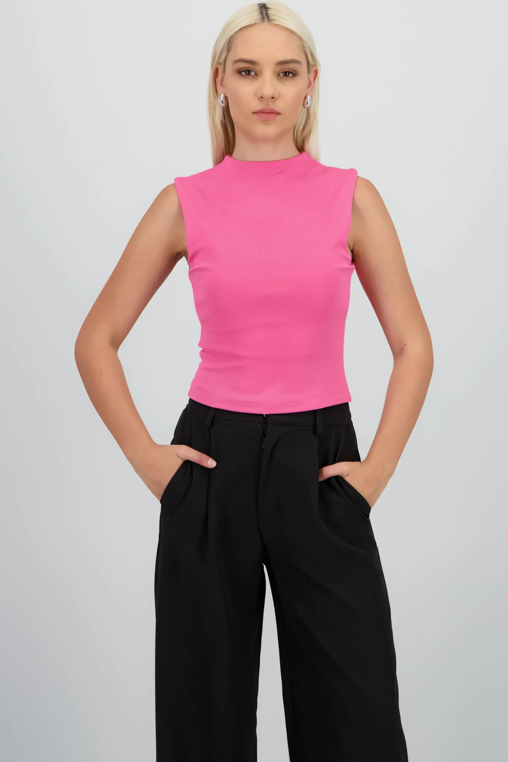 Shasa Chic Thin Ribbed Sleeveless Top