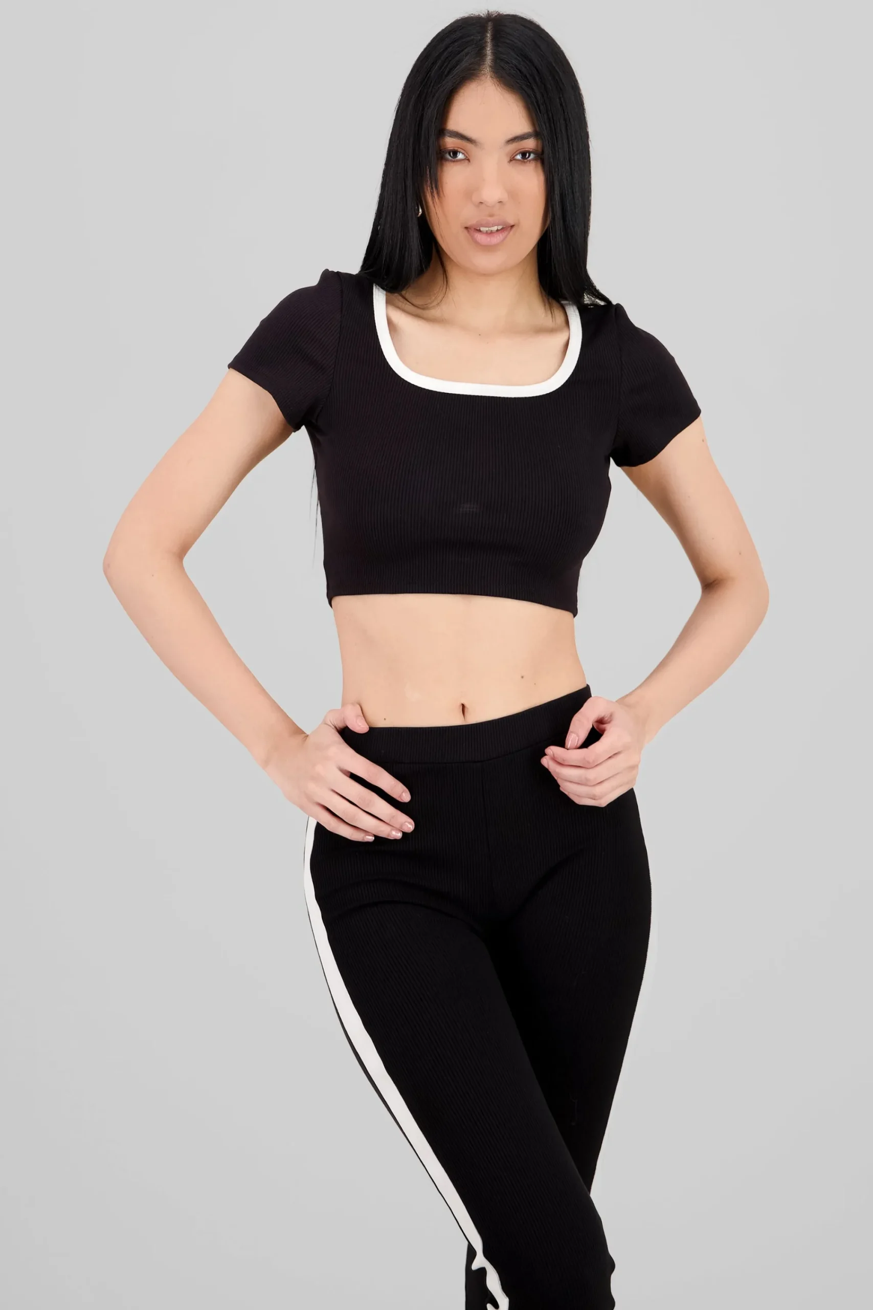 Shasa Contrast Detail Ribbed Top
