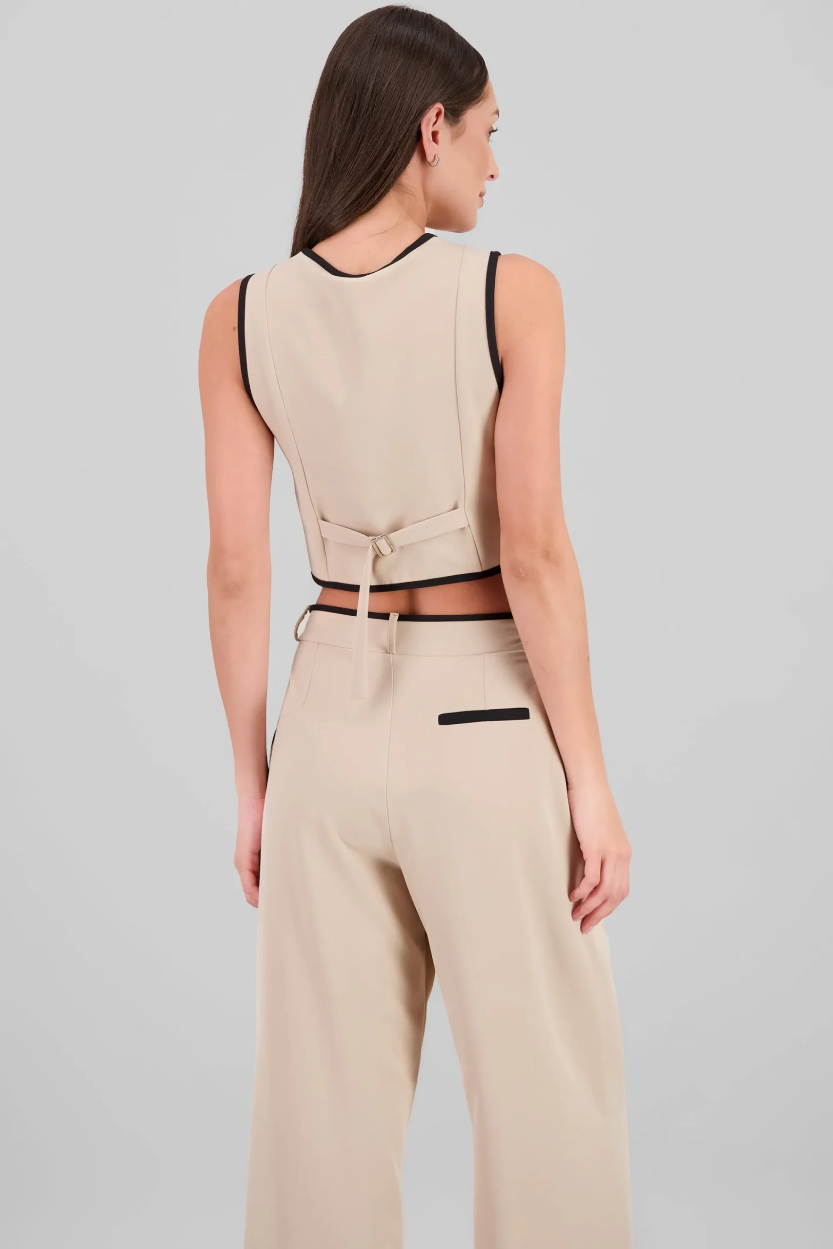 Shasa Crossed Contrast Detail Vest