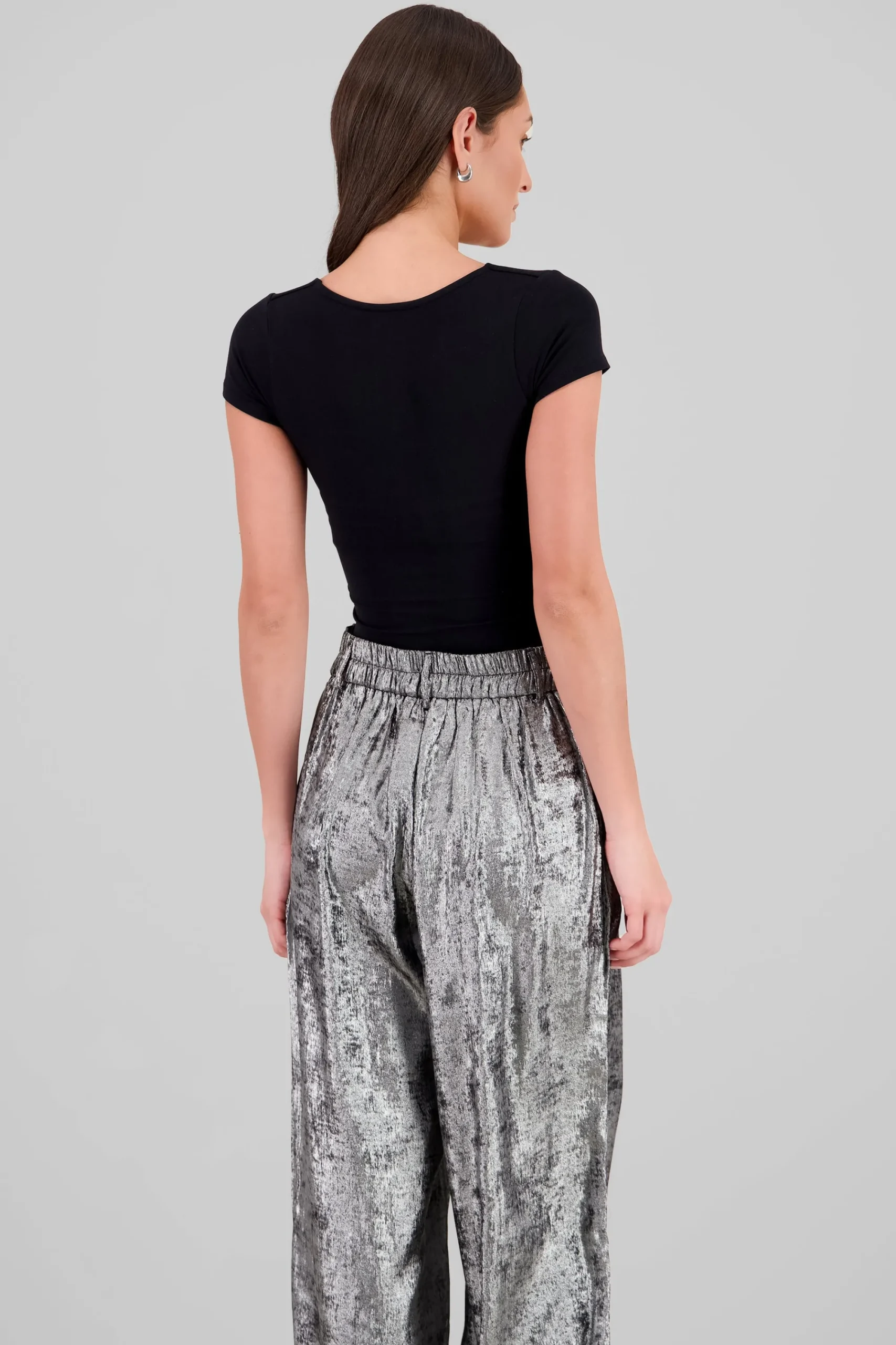 Shasa Extra Short Sleeve Fitted Crop Top
