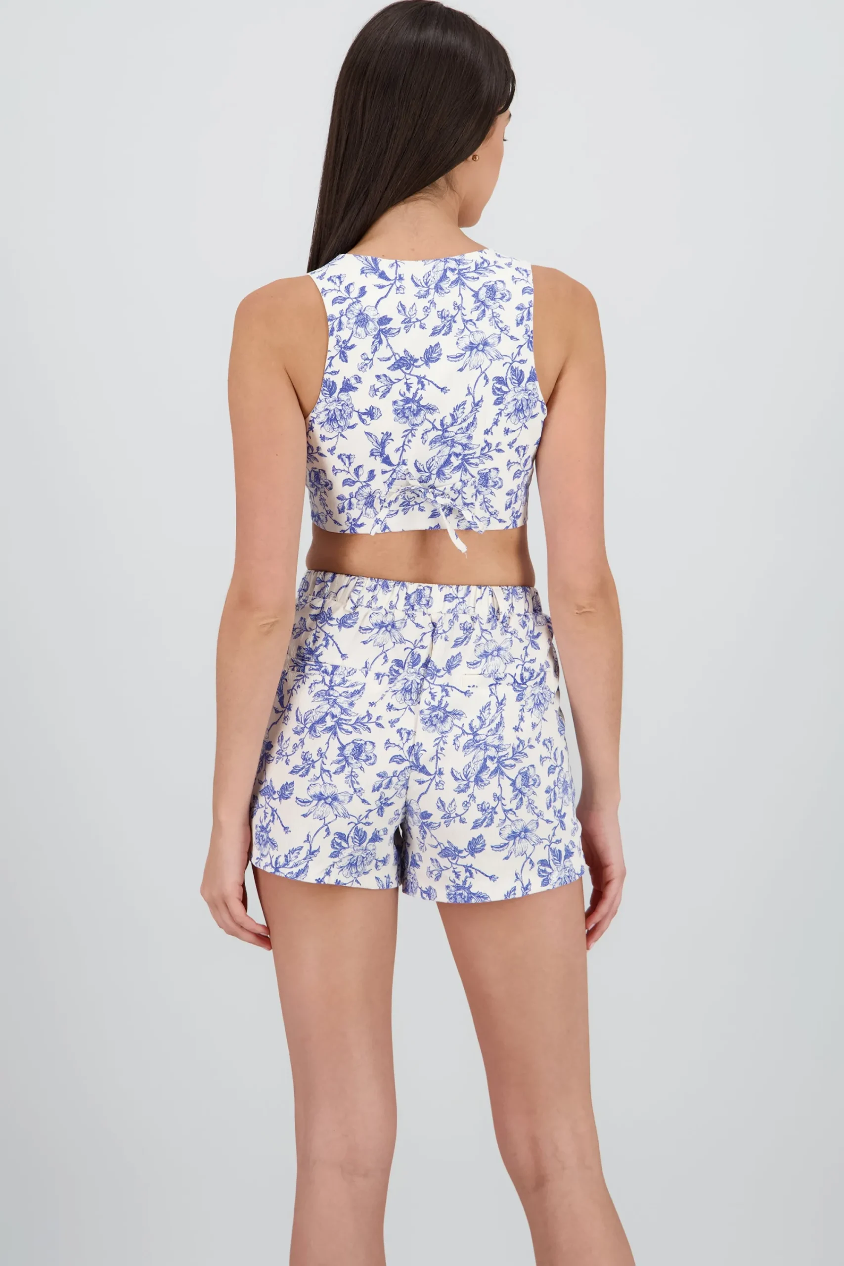 Shasa Floral Print Cropped Vest