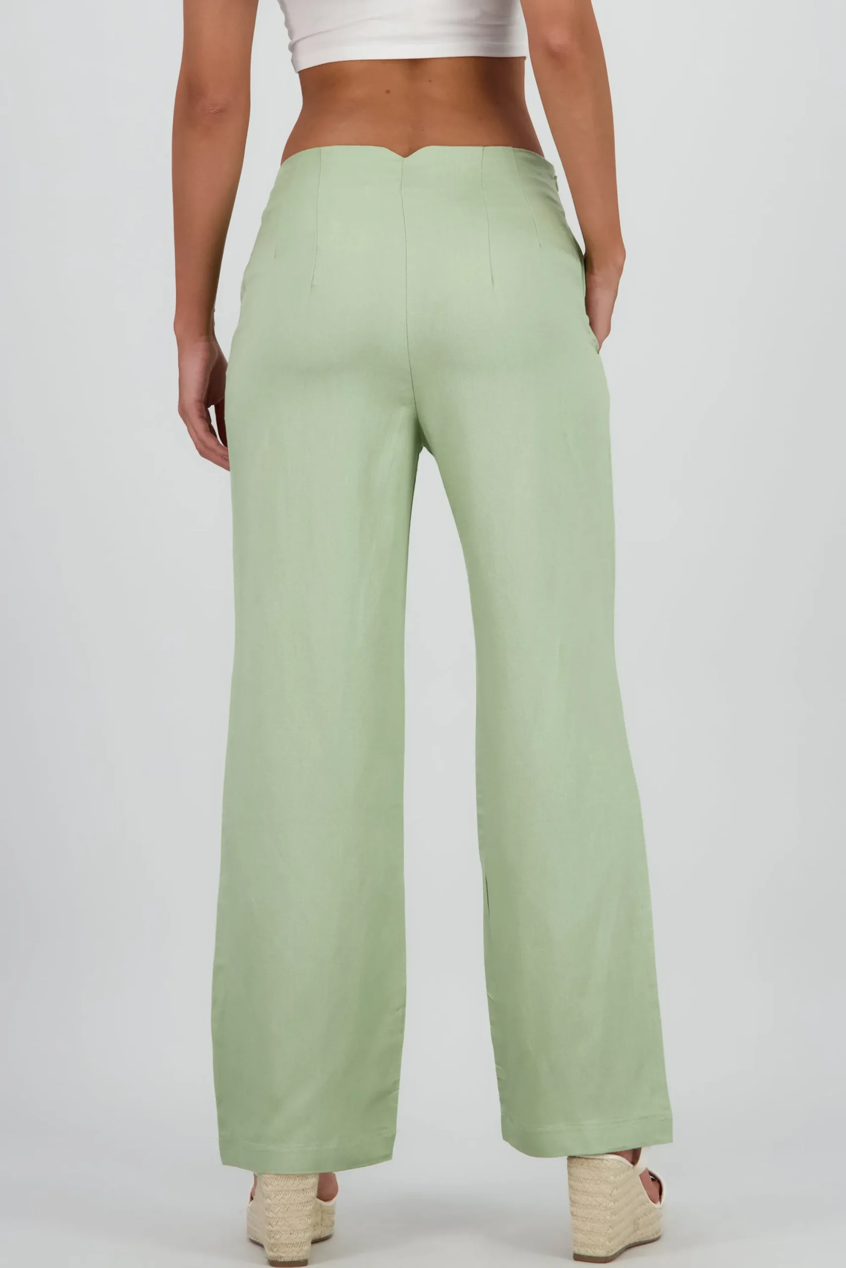 Shasa Fluid Pants with Pleat Detail