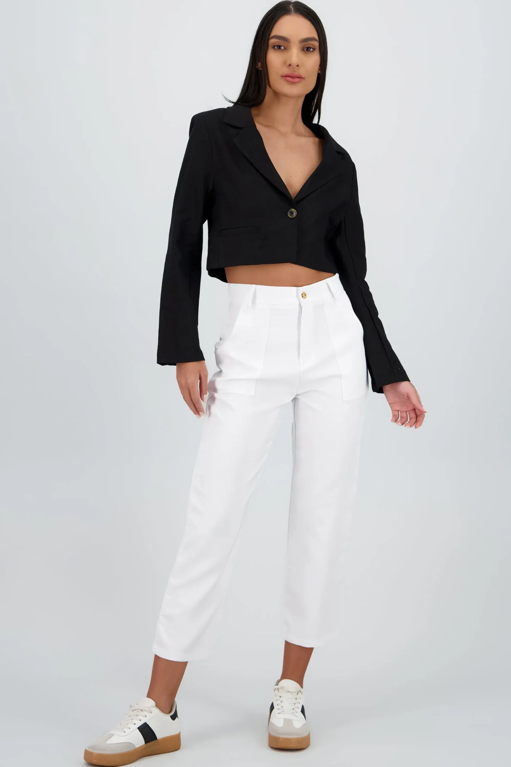 Shasa Highwaisted capri pant with pockets