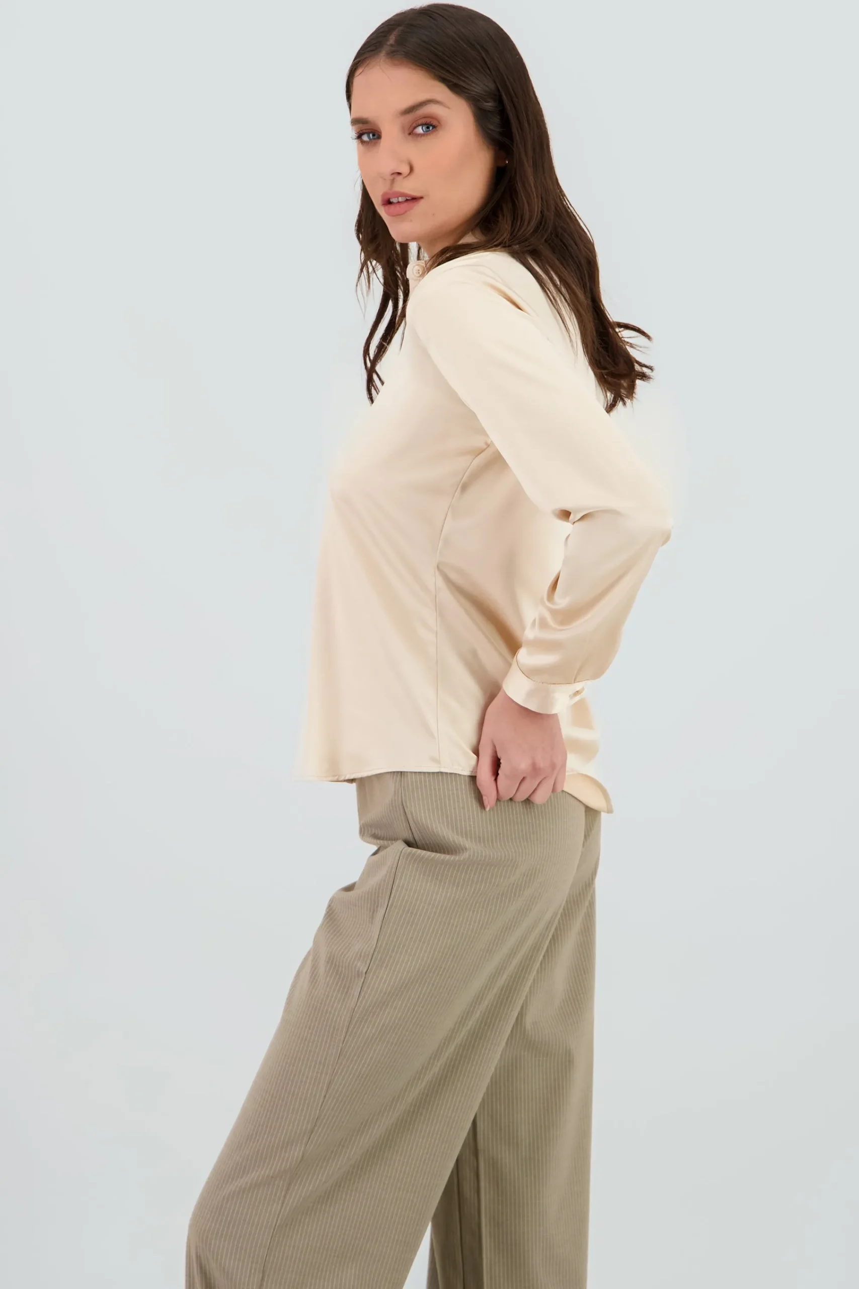Shasa Long Sleeve Shirt with Satin Collar Detail