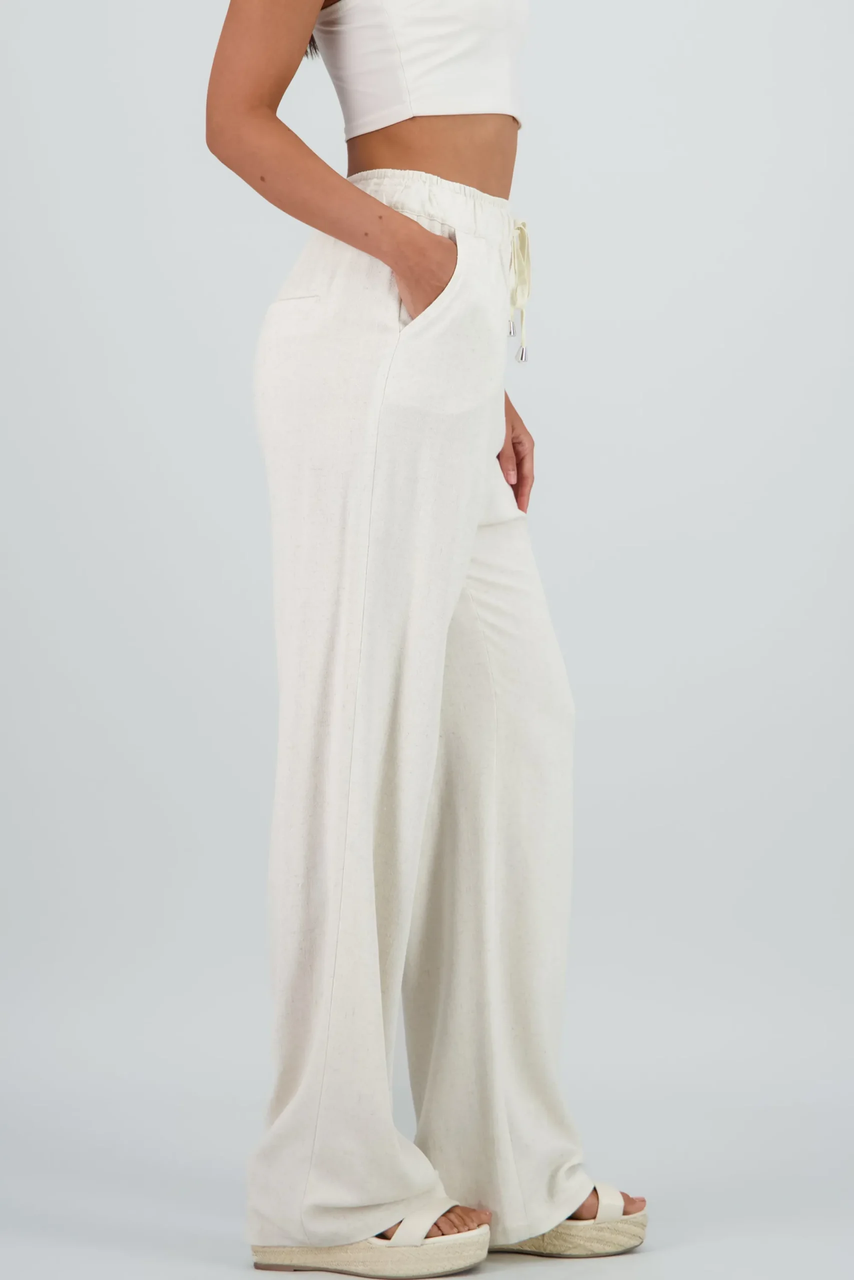 Shasa Pants with drawstring detail