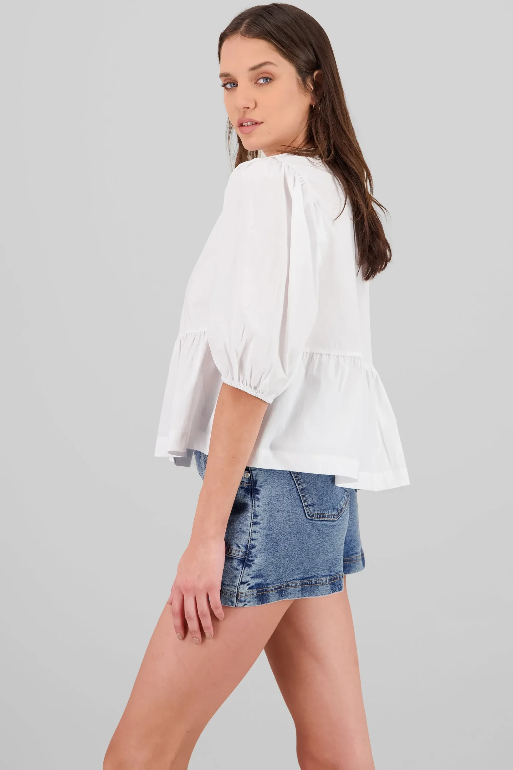 Shasa Puff Sleeve Bow Blouse