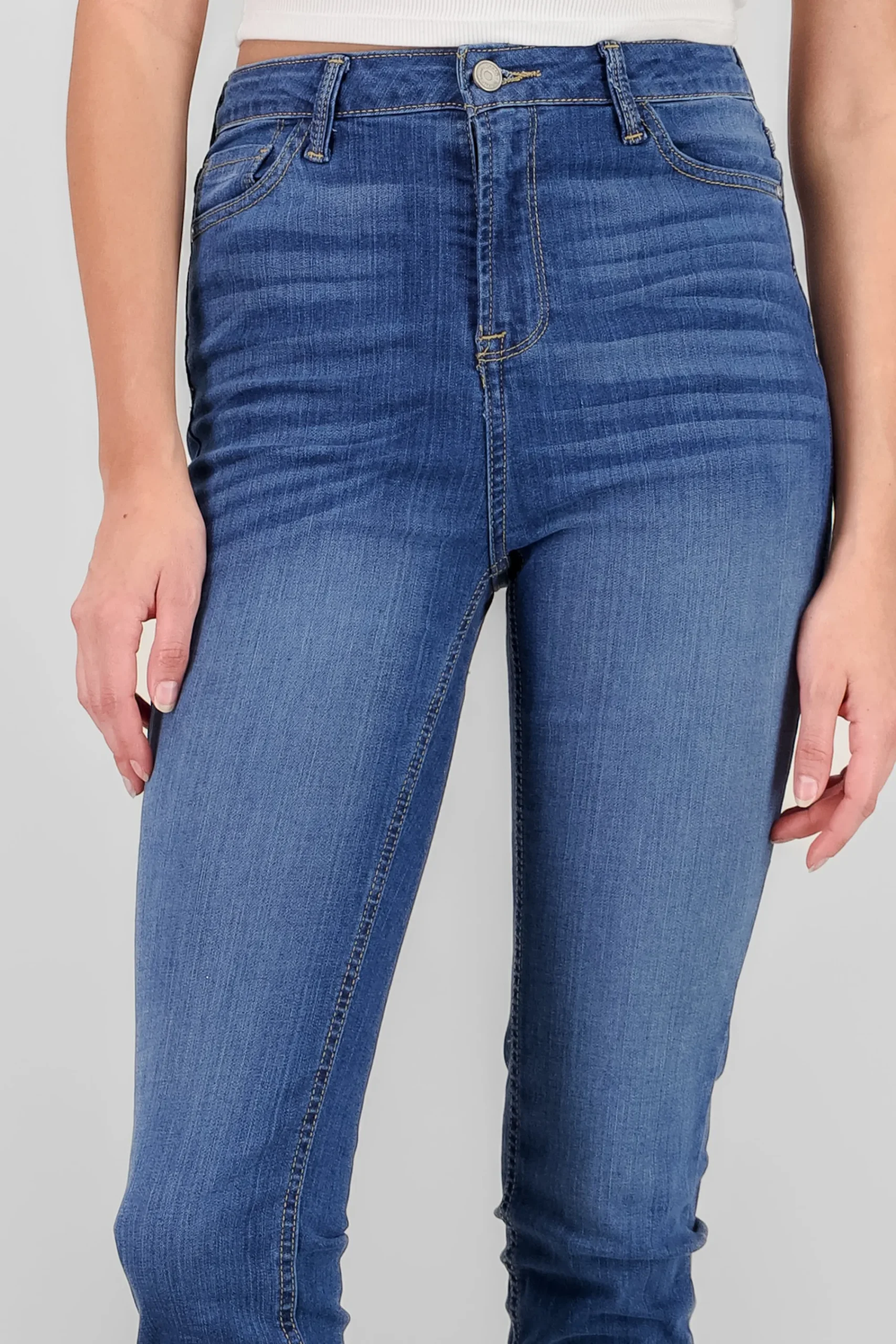 Shasa Regular Waist Skinny Jeans