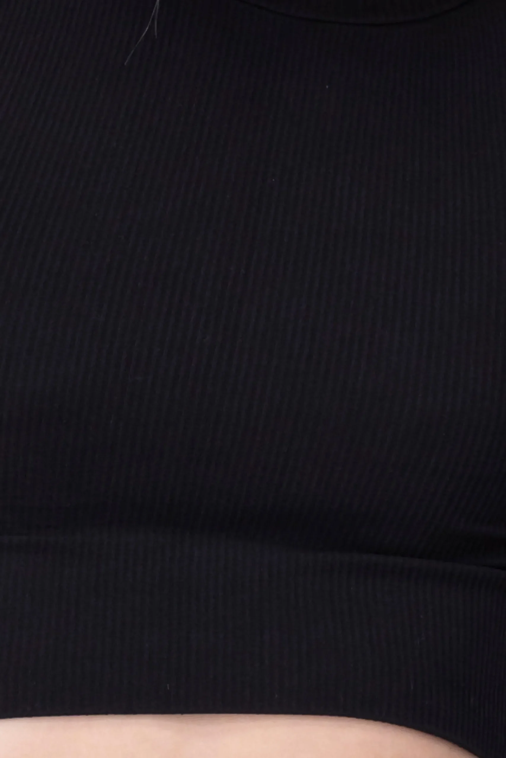 Shasa Ribbed Crop Top