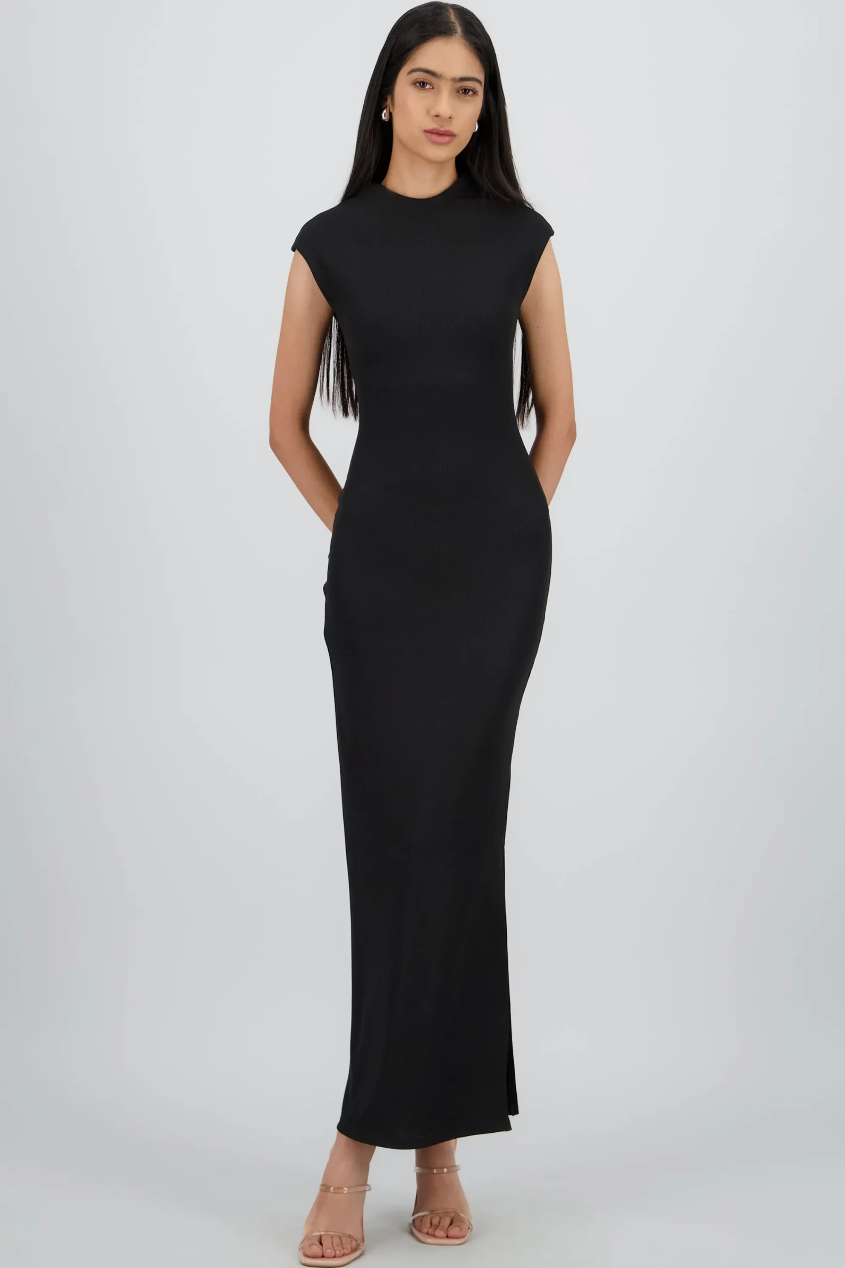 Shasa Ribbed Short Sleeve Maxi Dress