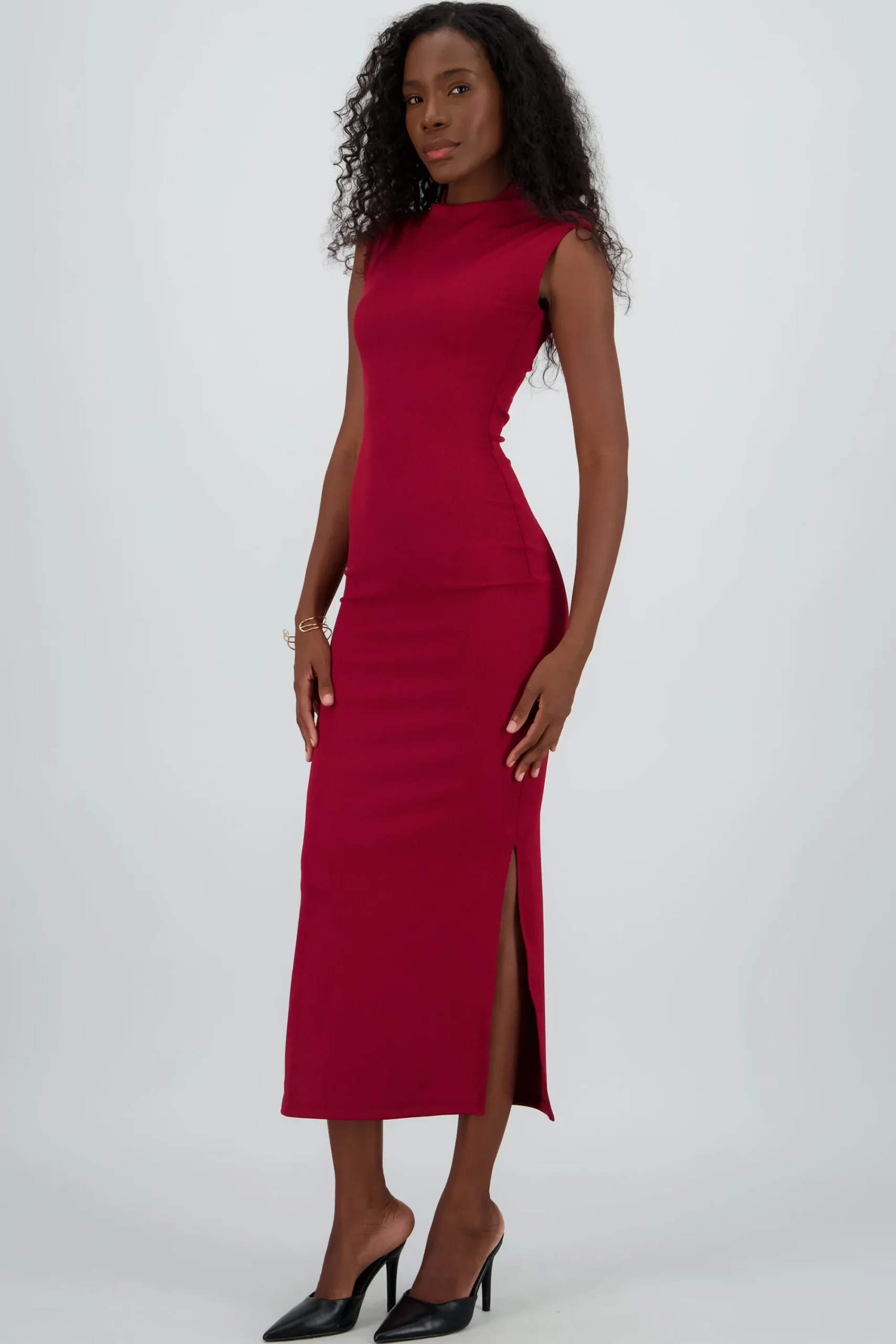Shasa Ribbed Short Sleeve Maxi Dress
