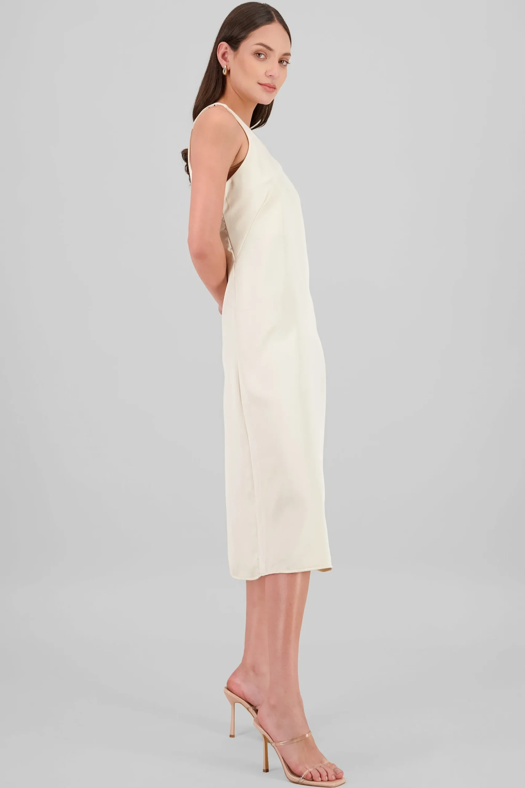 Shasa Round Neck Satin Midi Dress
