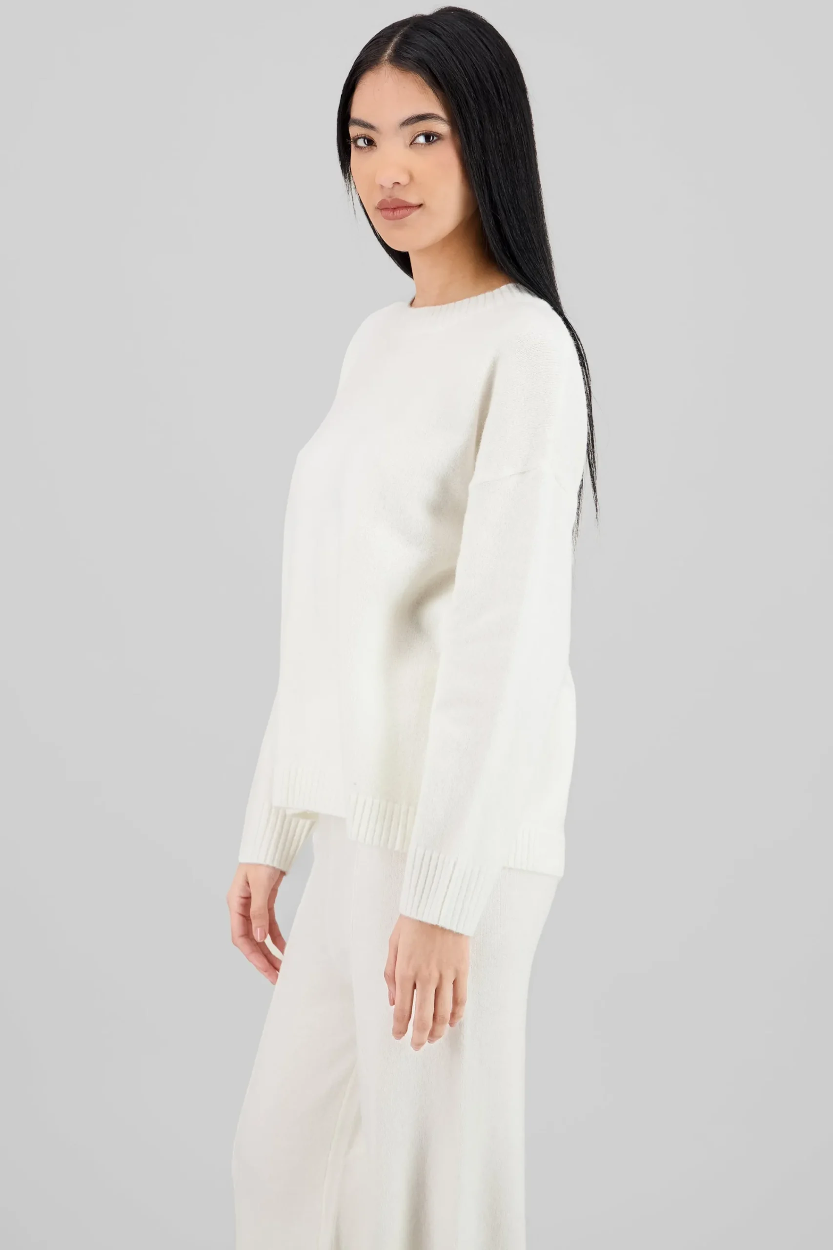 Shasa Round Neck Sweater