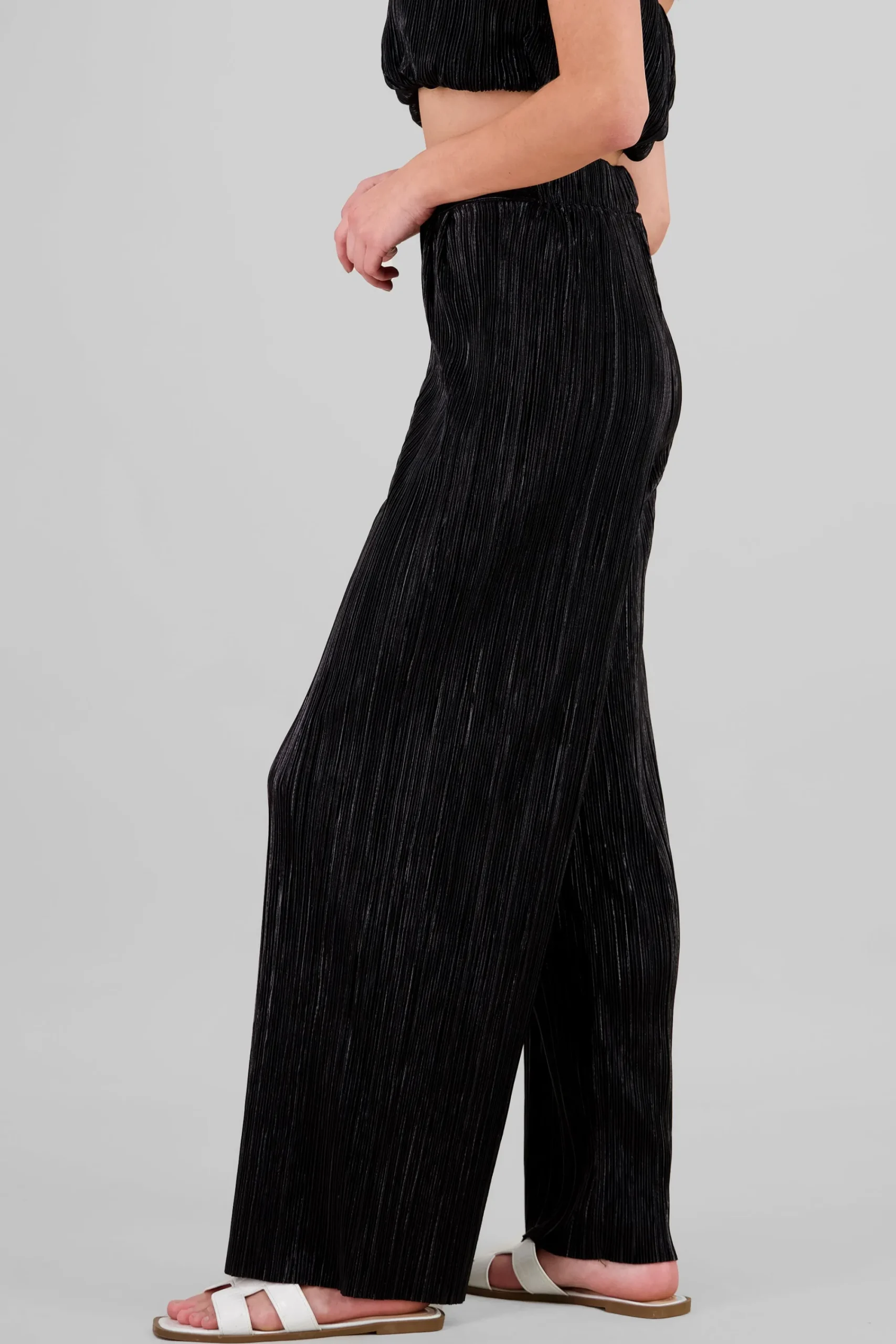Shasa Shiny Textured Pants