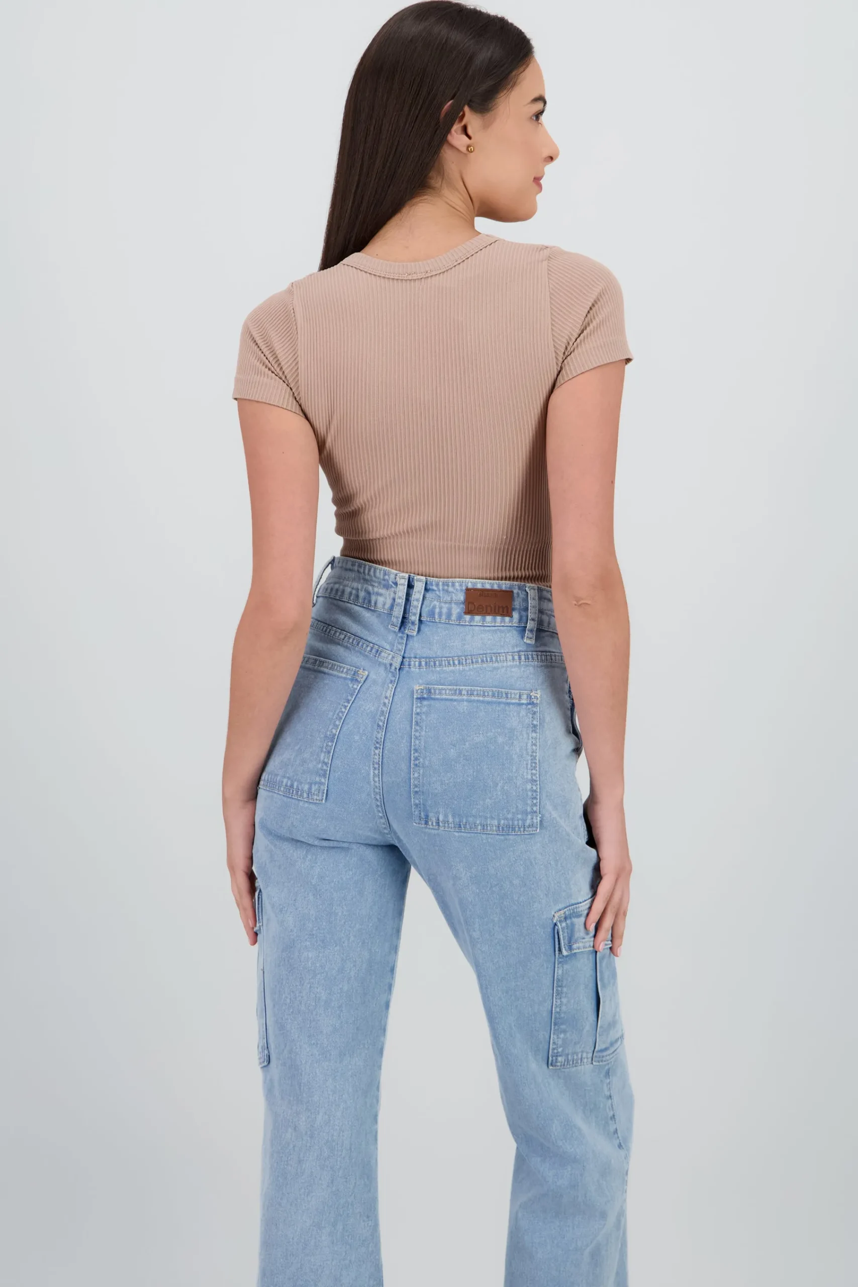 Shasa Short Sleeve Round Neck Top
