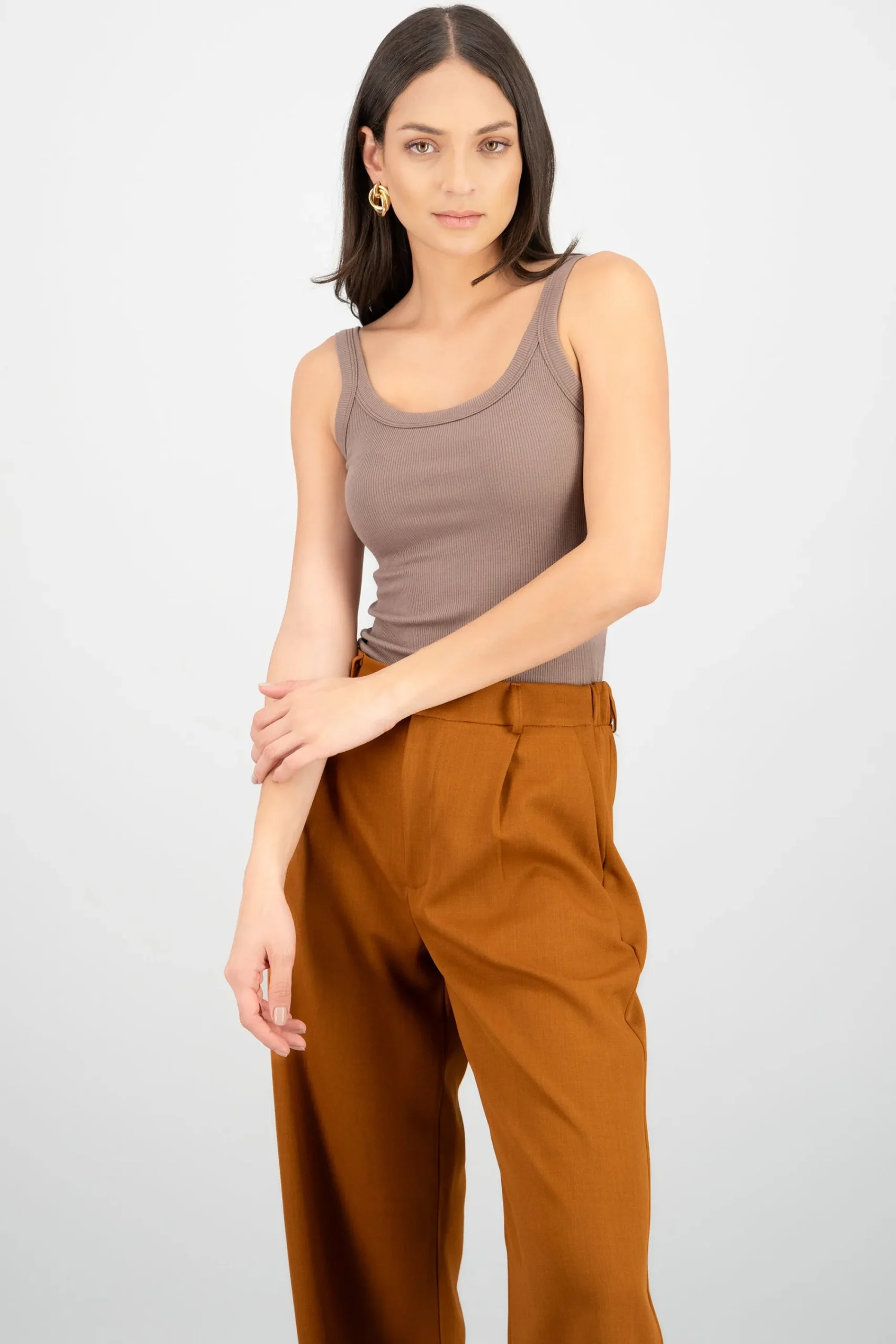 Shasa Sleeveless Round-Neck Ribbed Top