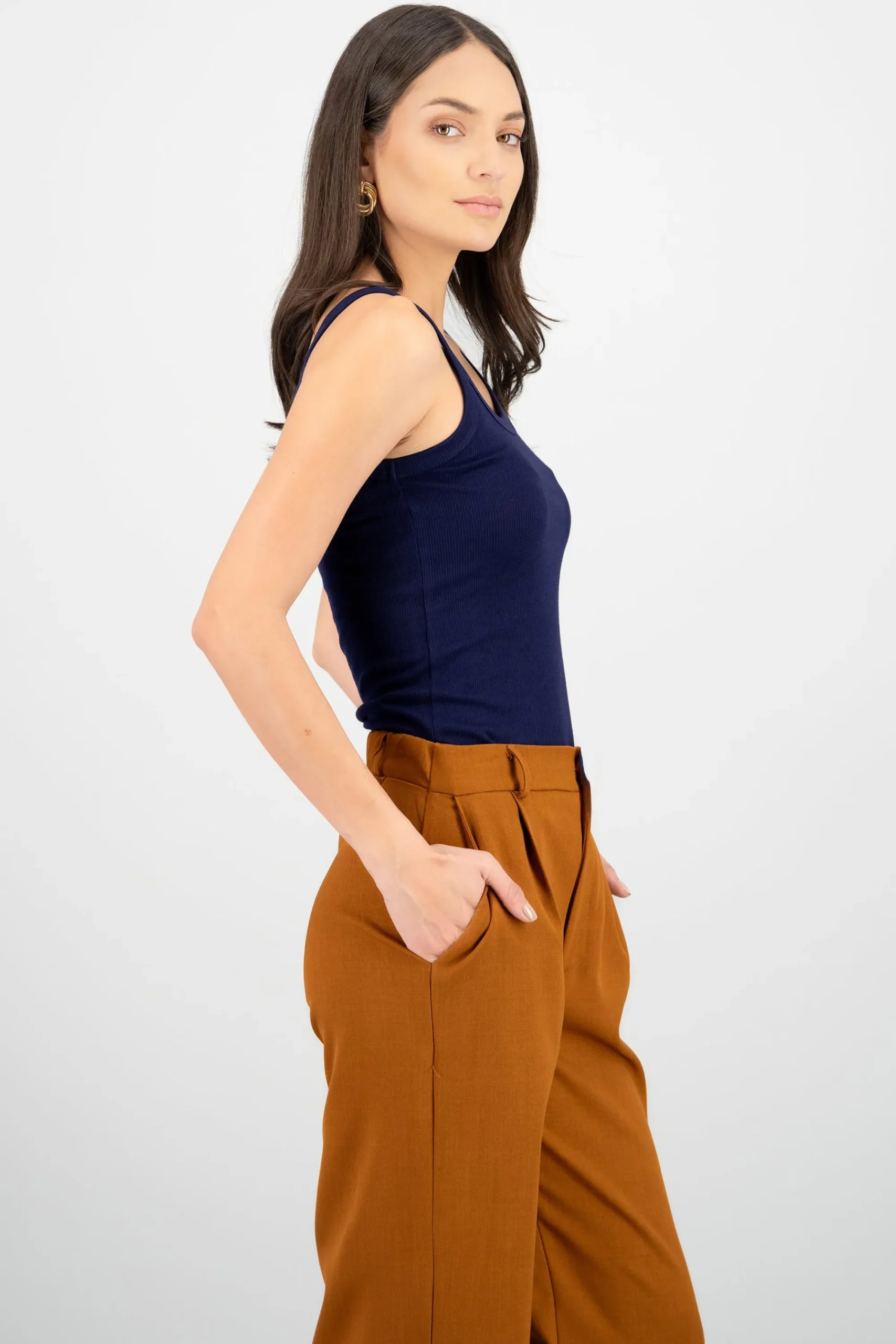 Shasa Sleeveless Round-Neck Ribbed Top