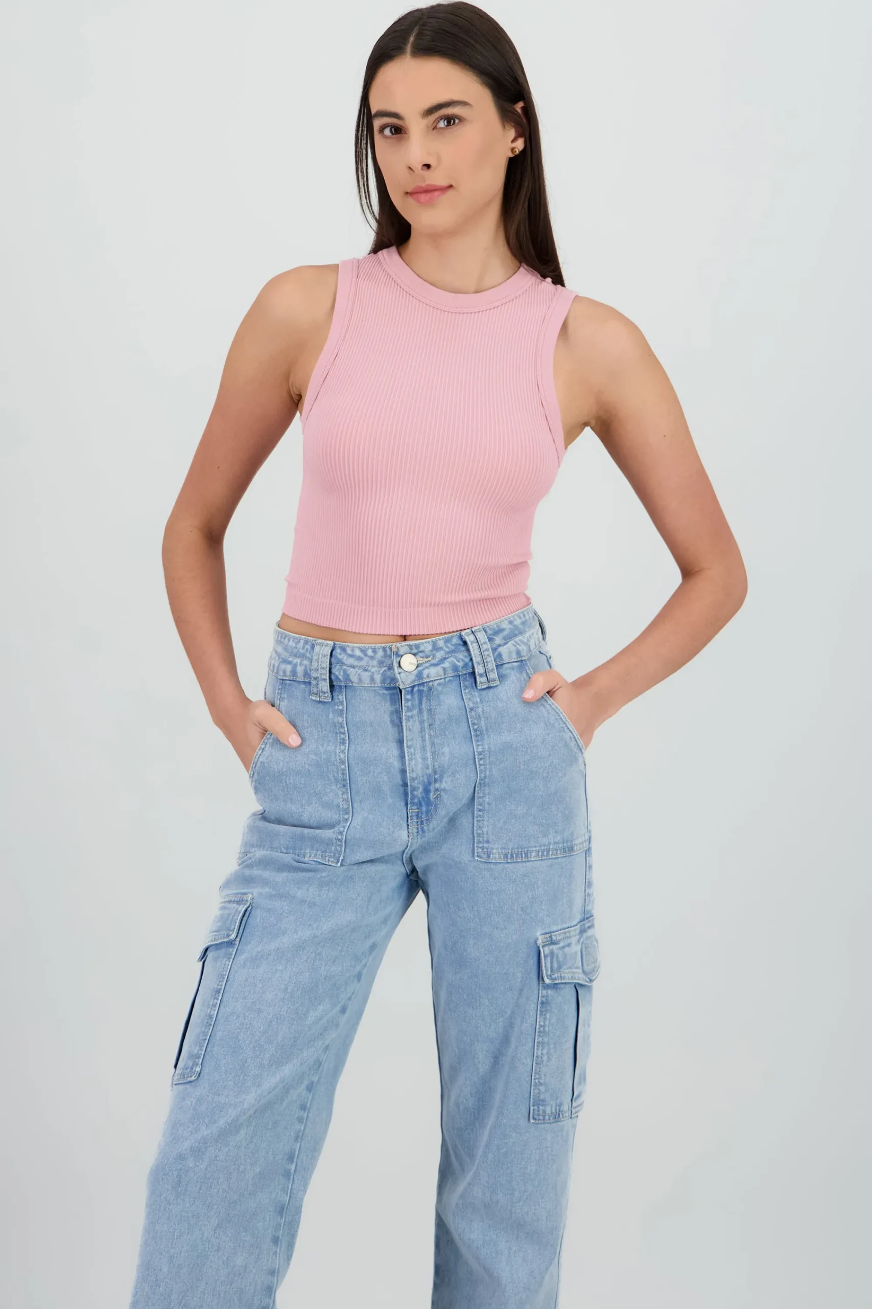 Shasa Sleeveless Seamless Solid Top