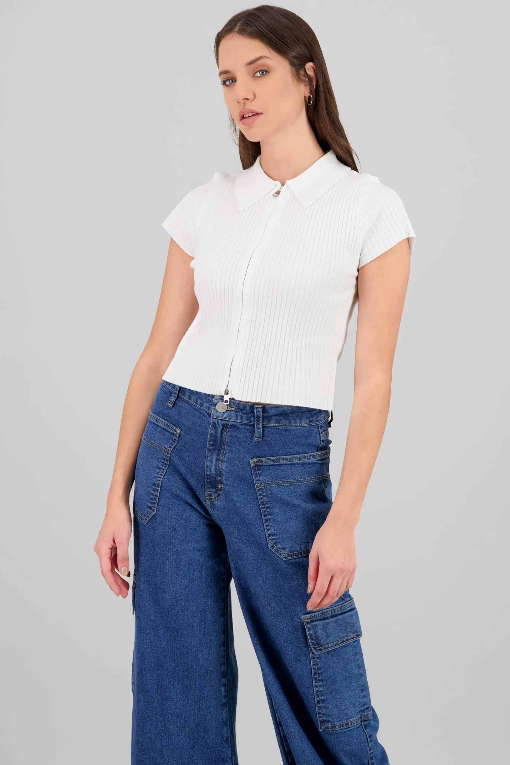 Shasa Solid Knit Top with Zipper