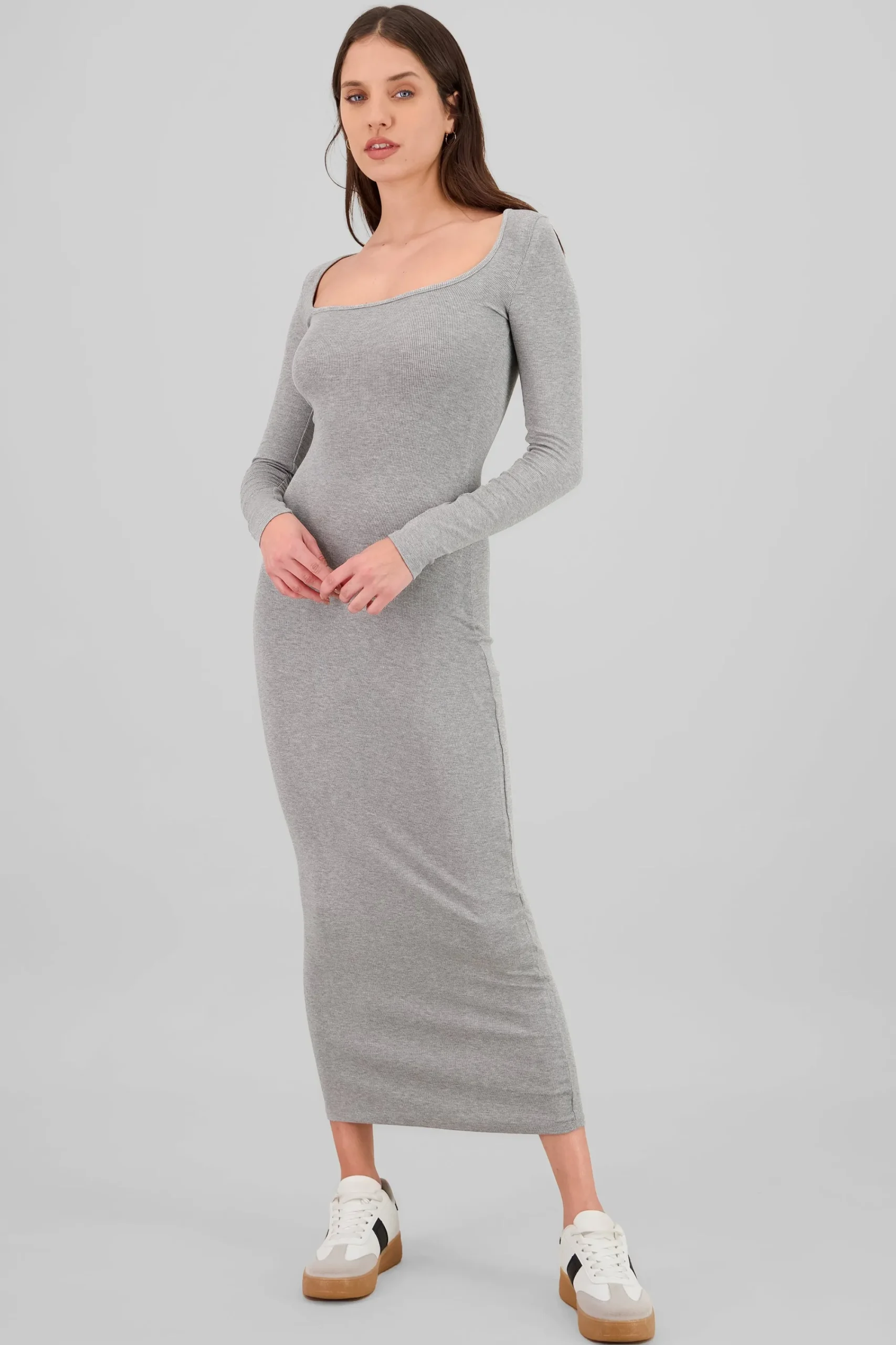 Shasa Solid Long Sleeve Maxi Dress