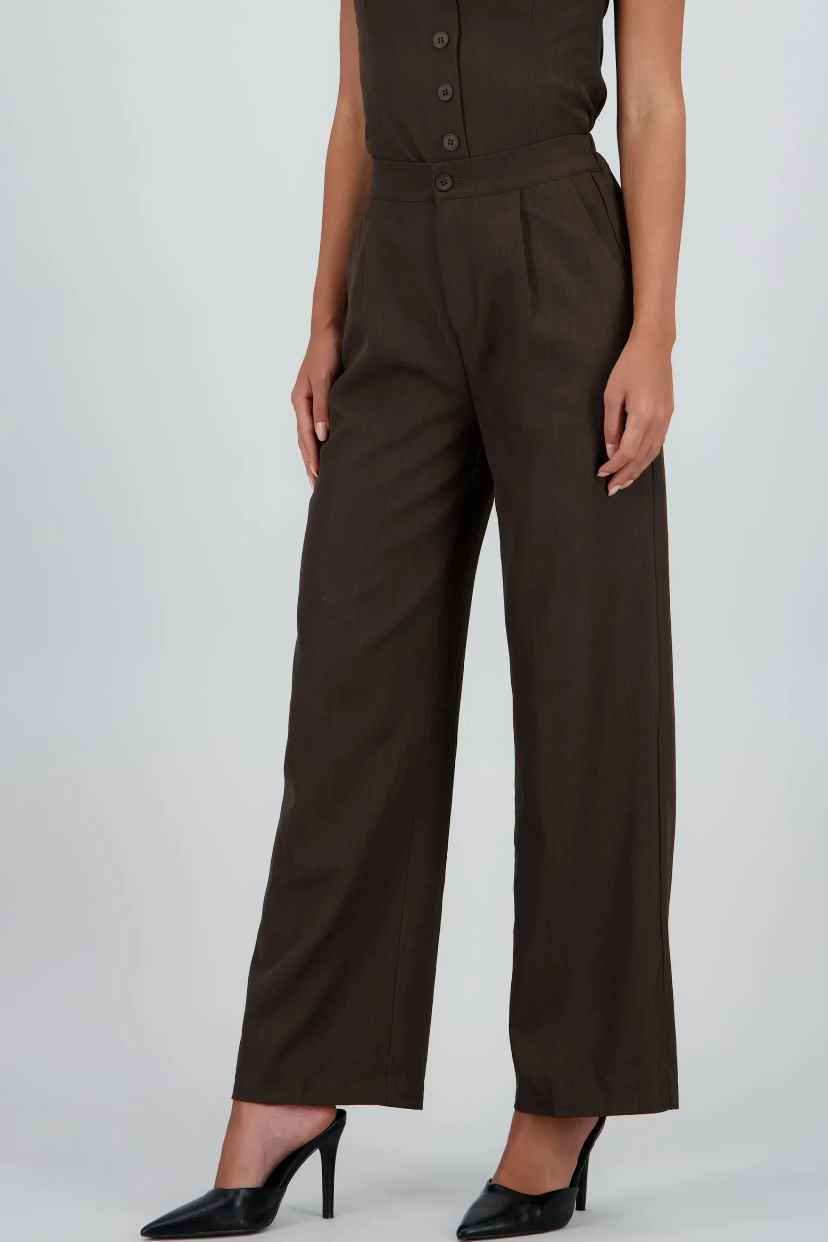 Shasa Straight Leg Pants