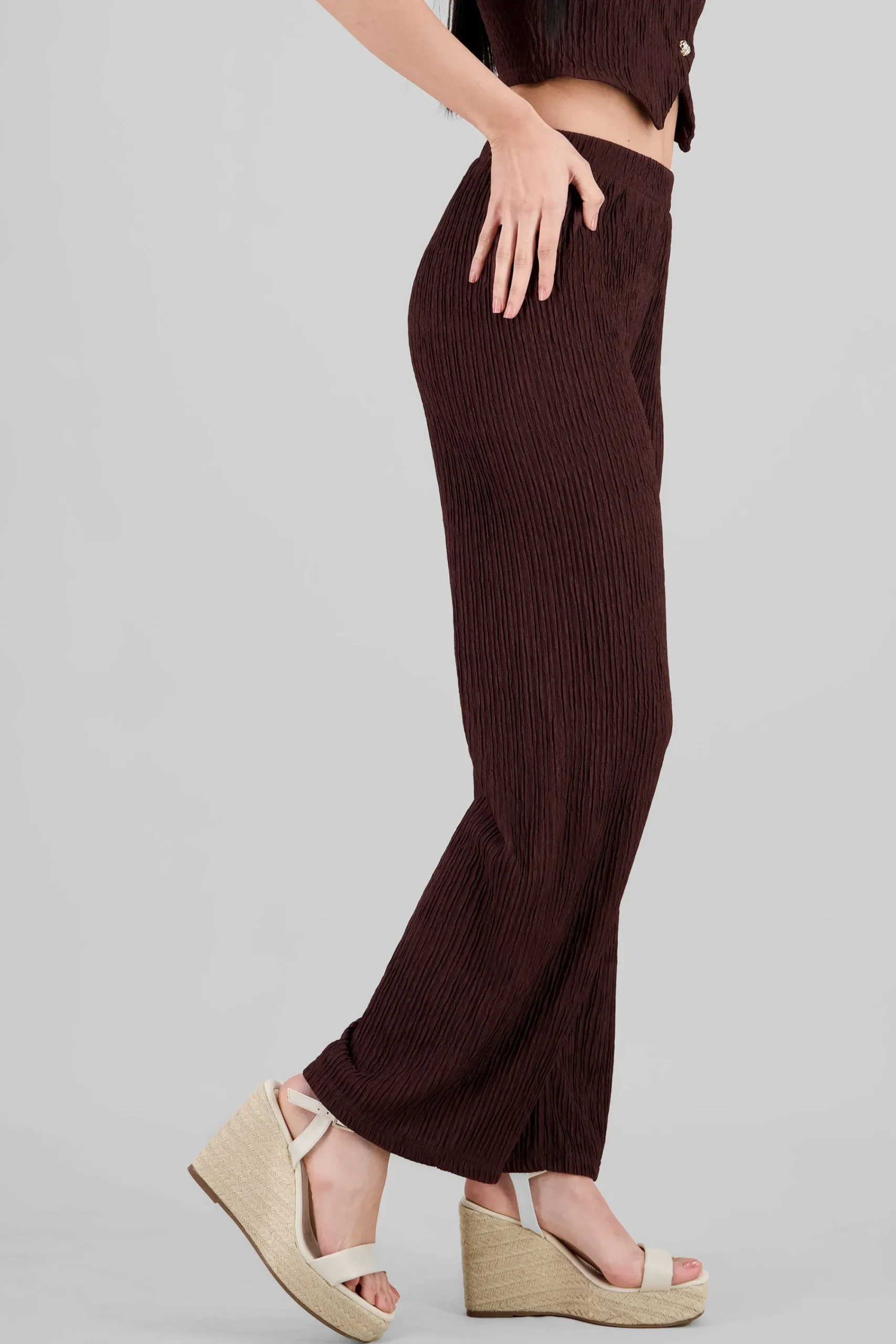 Shasa Textured Straight Pants
