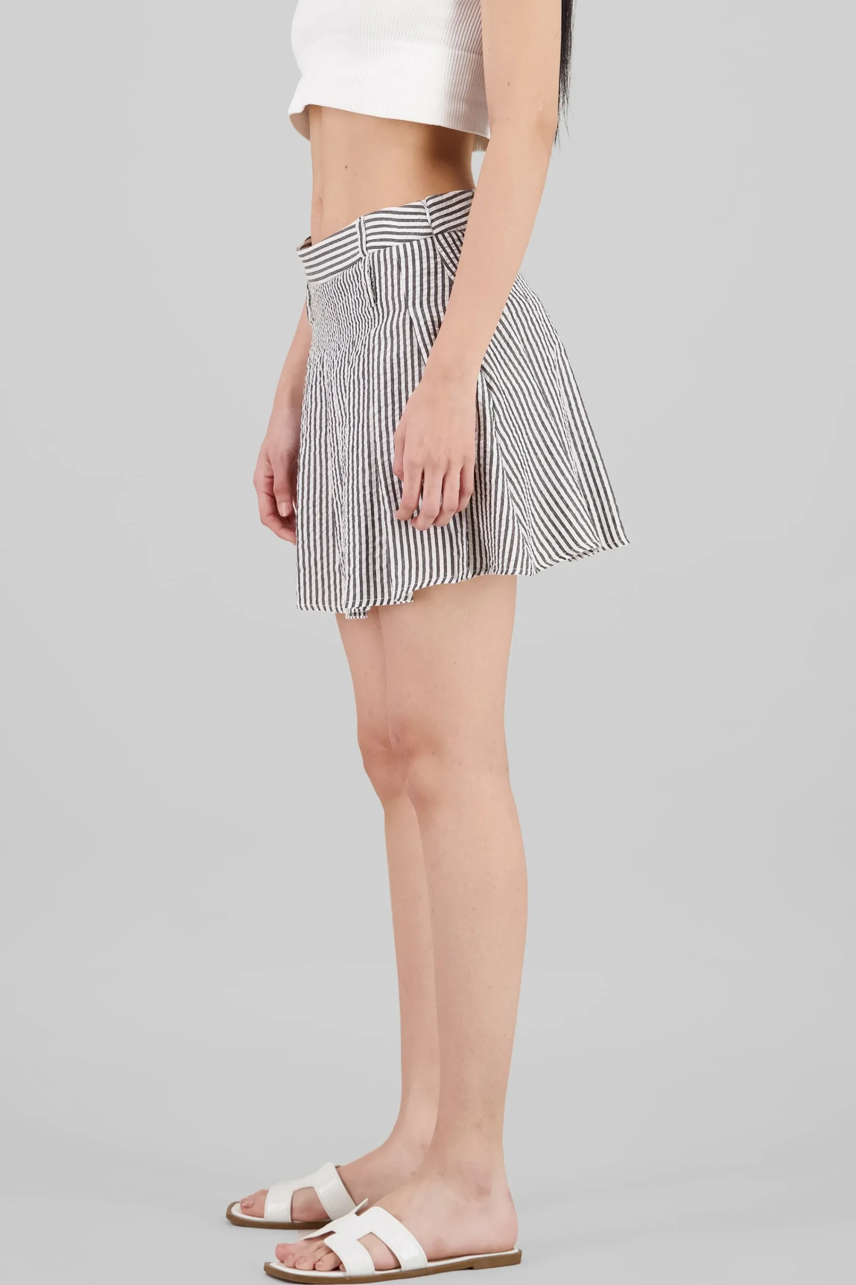 Shasa Textured Striped Mini Pleated Skirt