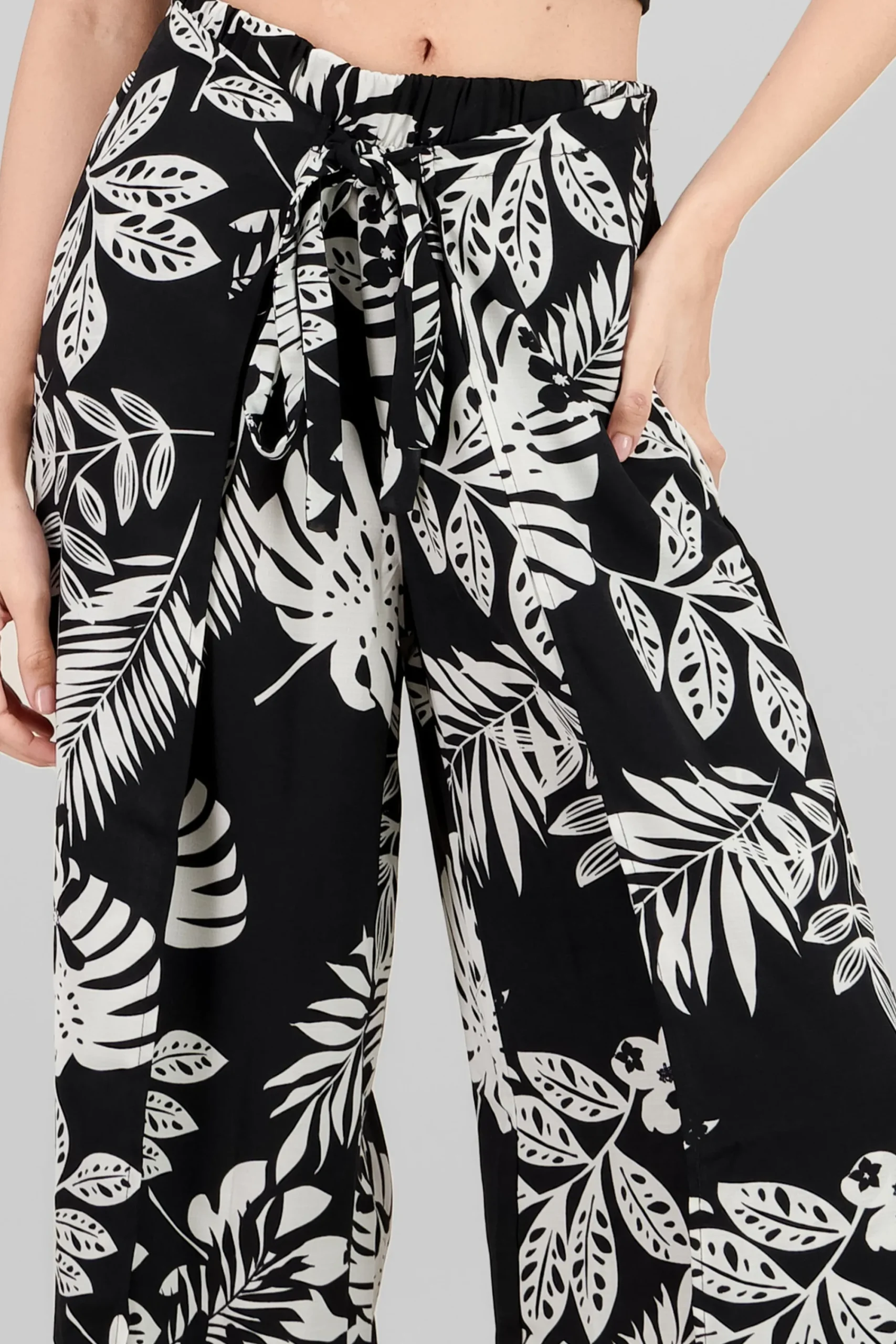 Shasa Tropical Detail Pants