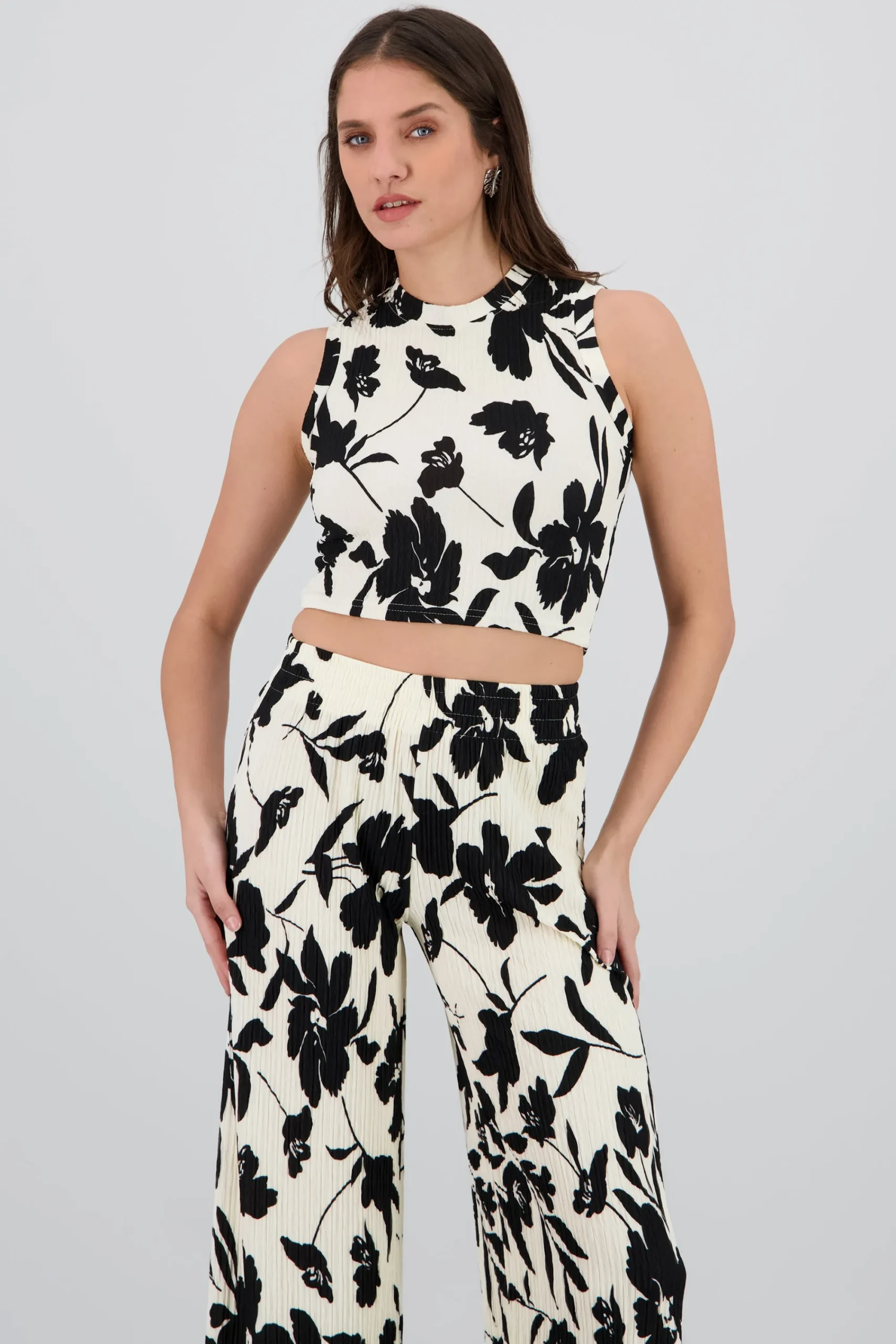 Shasa Tropical Floral Textured Top