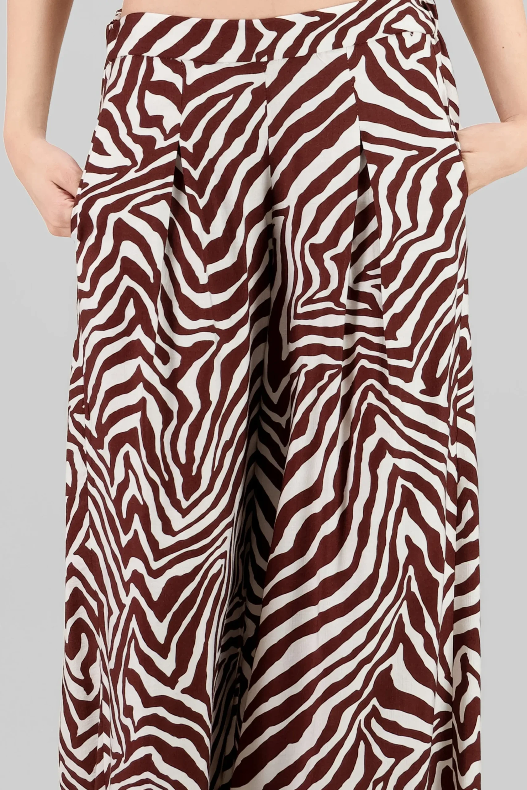 Shasa Wide Leg Fluid Animal Print Pants
