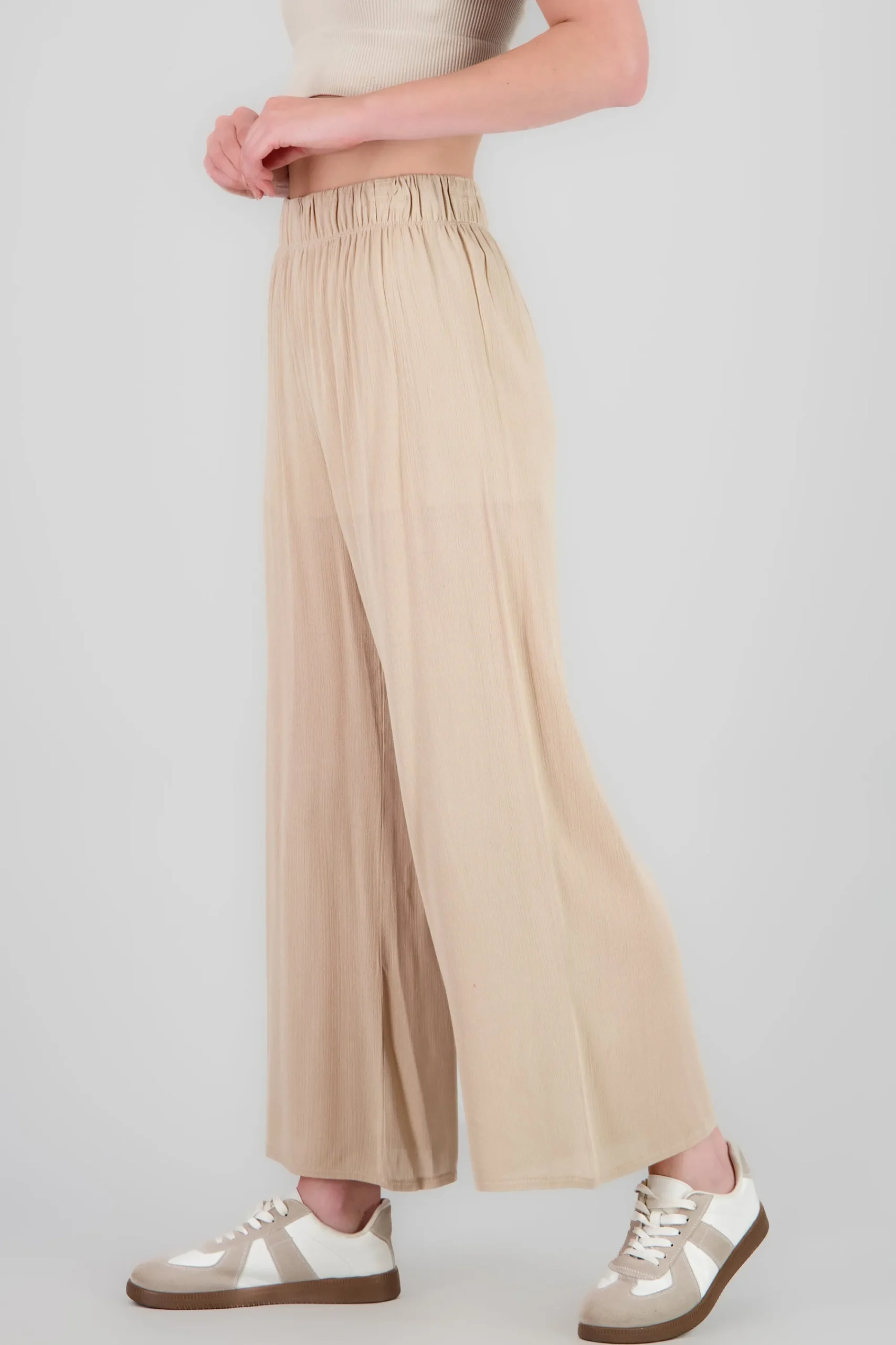 Shasa Wide leg pant with elastic wasitband