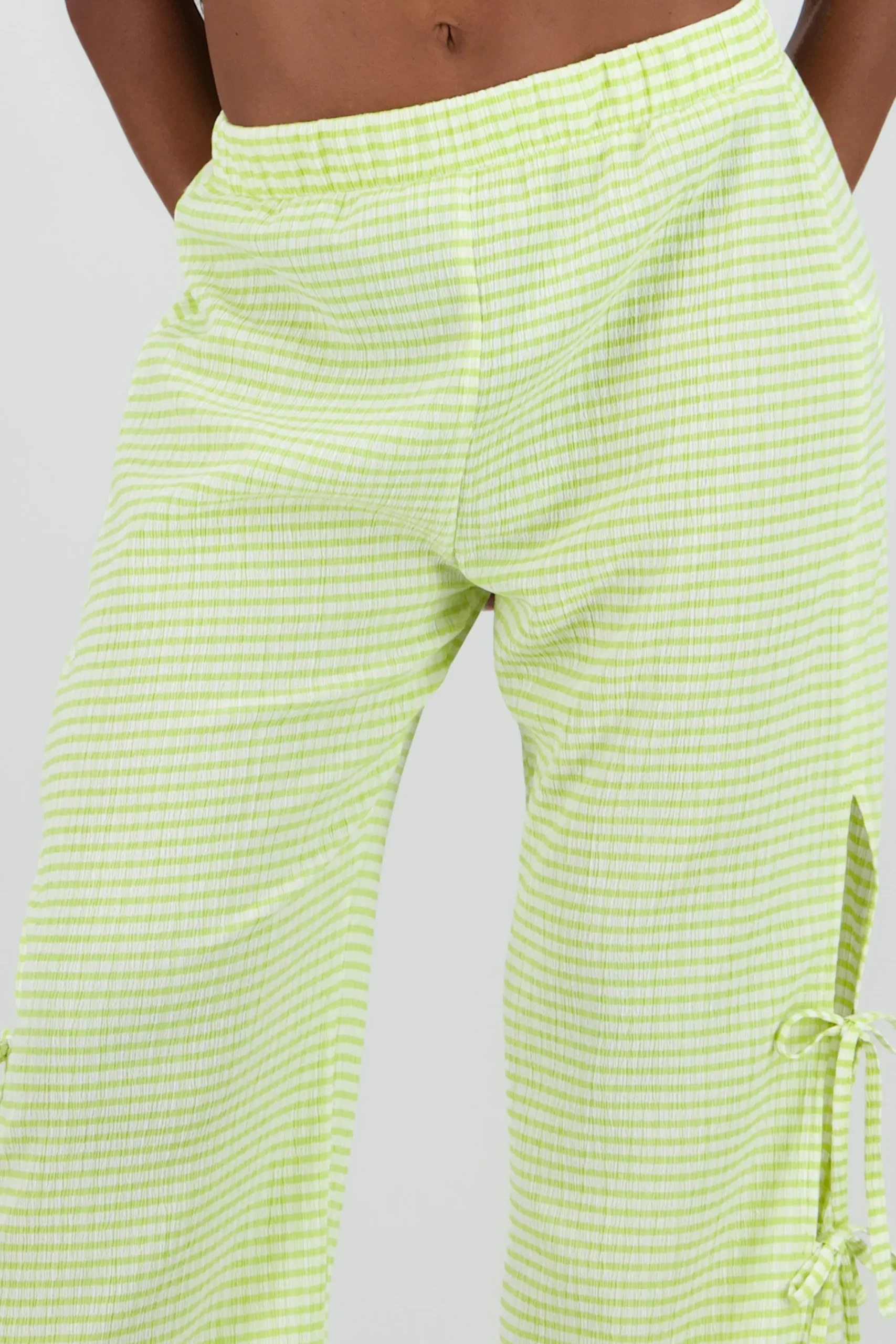 Shasa Wide Pants with Bow Detail