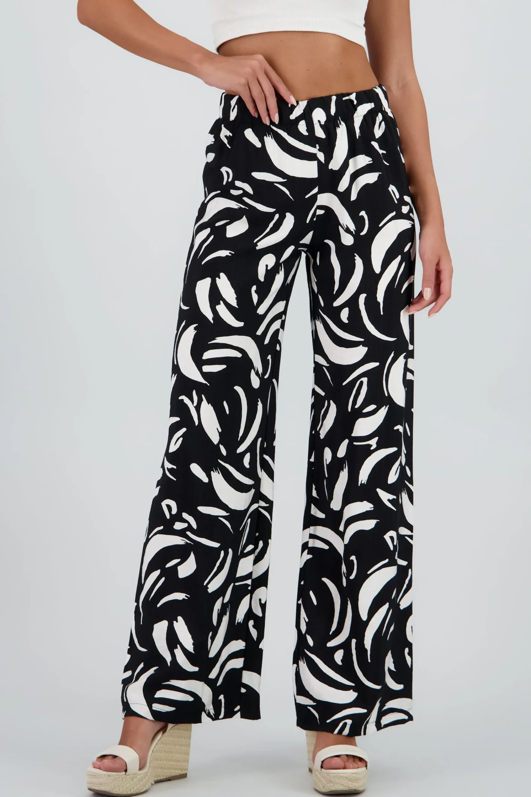 Shasa Wide Printed Pants