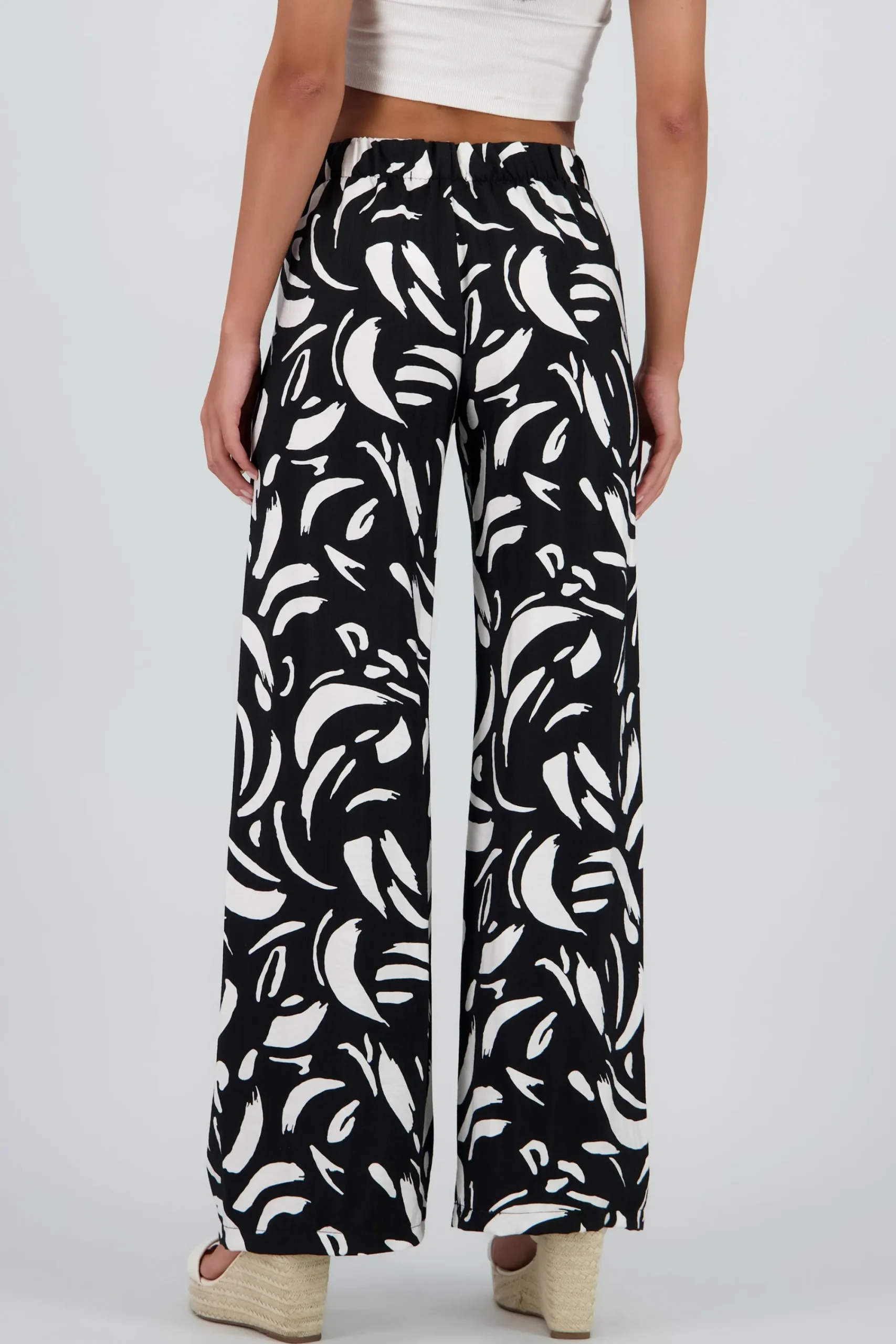 Shasa Wide Printed Pants