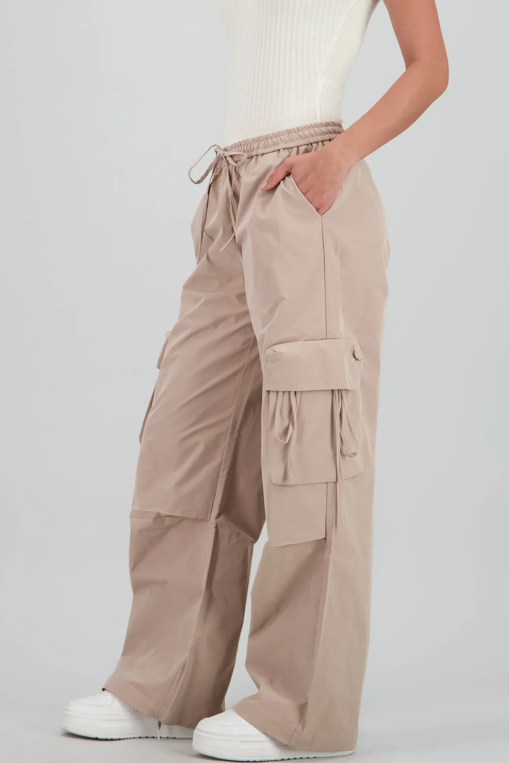 Shasa Wide-Leg Pants with Pocket and Tie Detail