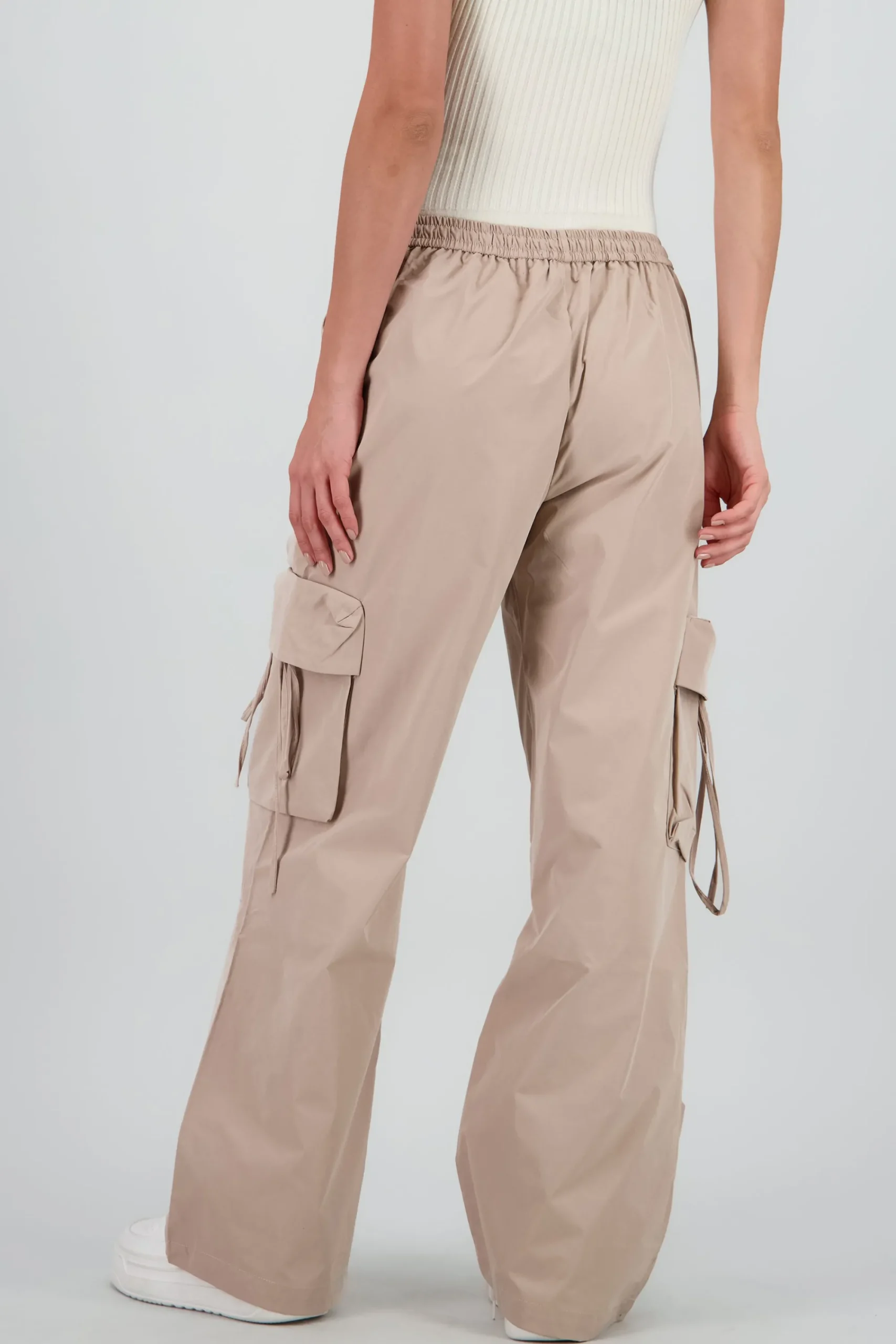 Shasa Wide-Leg Pants with Pocket and Tie Detail